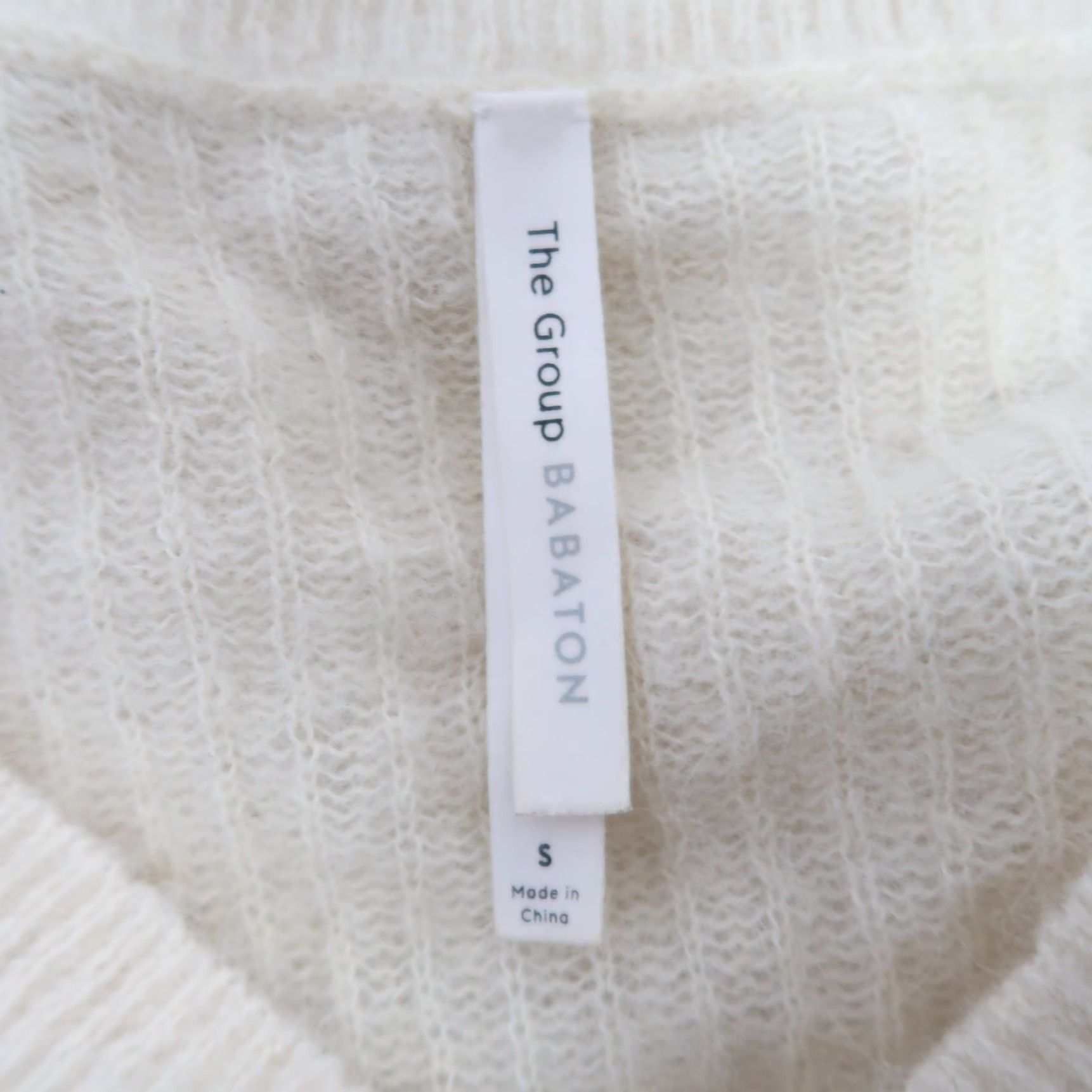 Vintage VINTAGE The Group Babaton cream alpaca blend knit v-neck sweater S Size S / US 4 / IT 40 - 6 Thumbnail