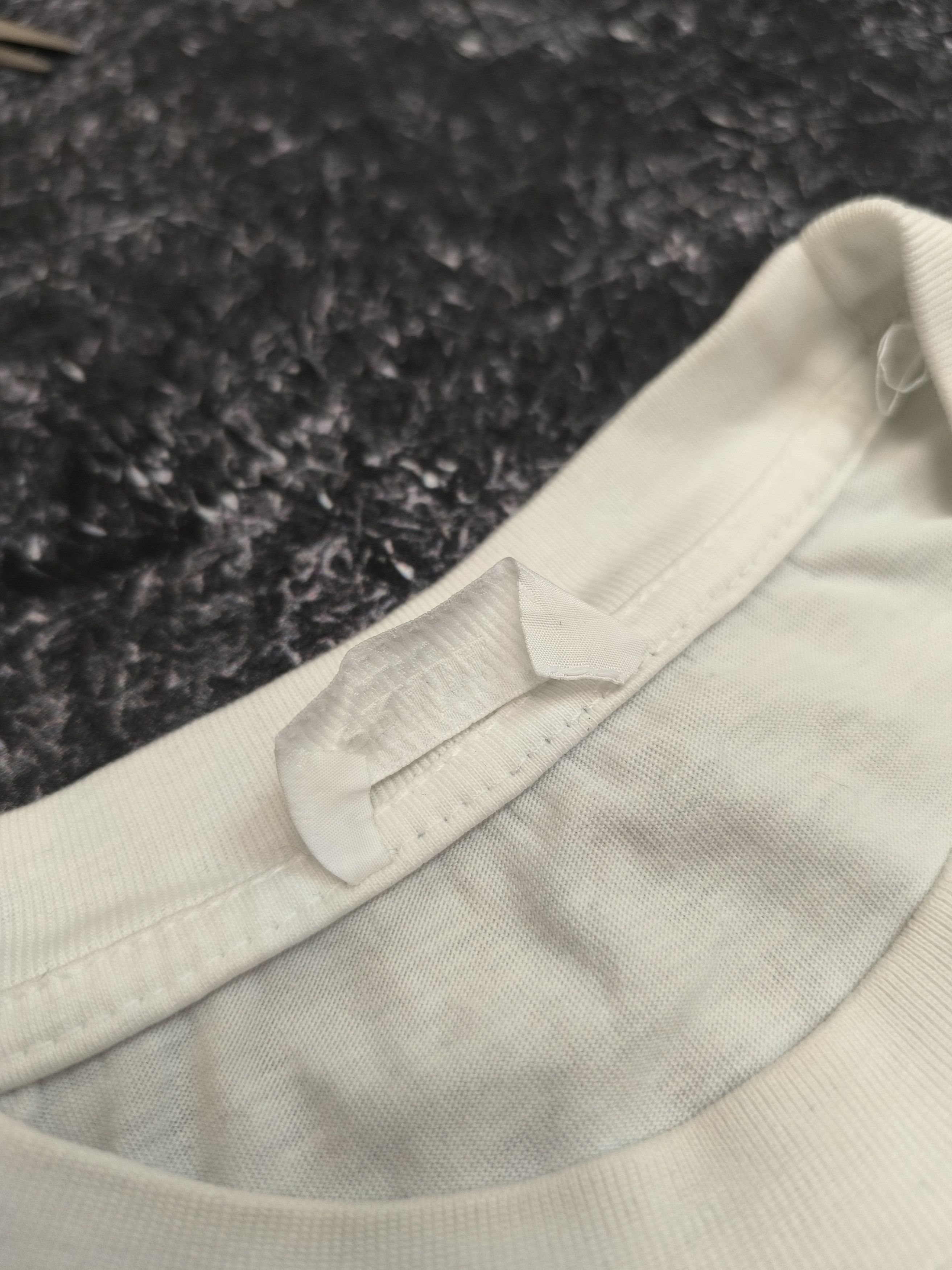 Prada T-shirt Prada Size US L / EU 52-54 / 3 - 5 Thumbnail