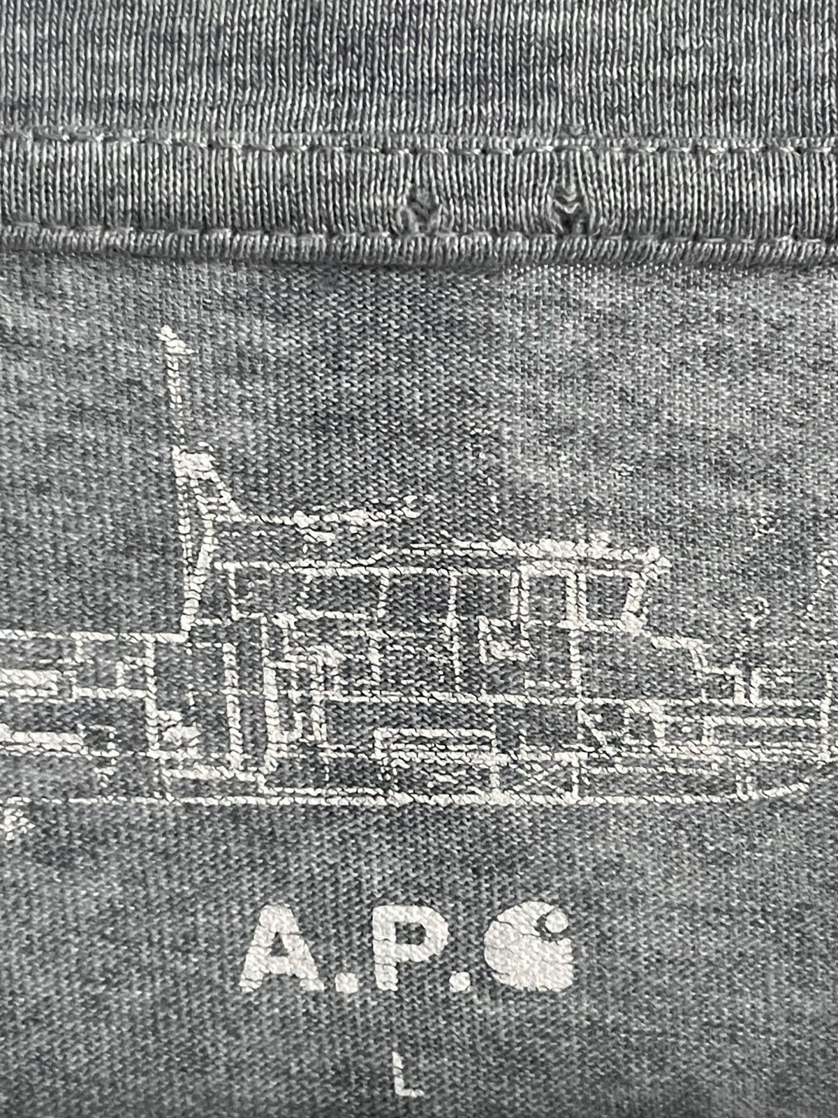 Carhartt A.P.C. x Carhartt Gray Pocket T-Shirt RARE Size US L / EU 52-54 / 3 - 6 Thumbnail