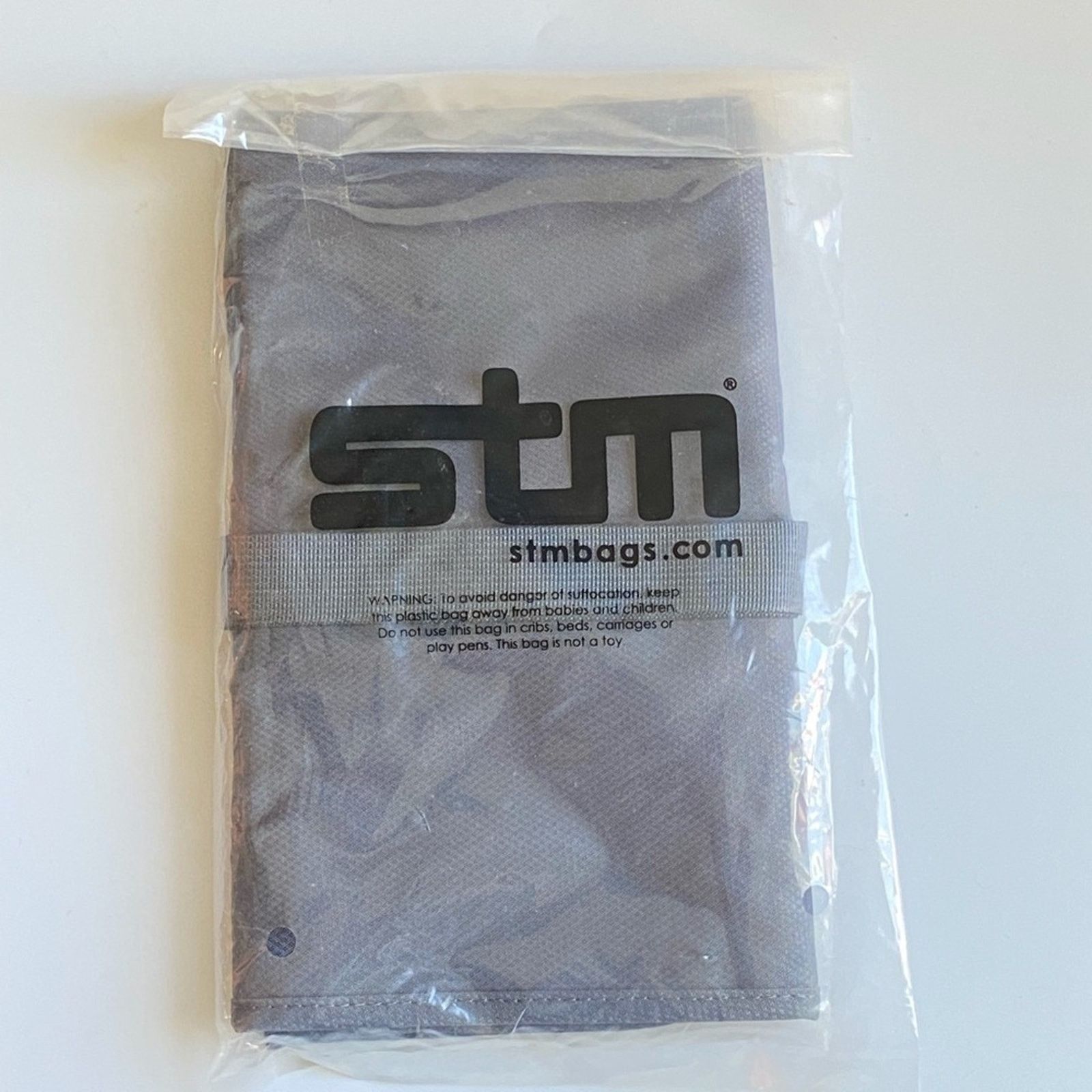 Away Travel New STM Travel Wrap Gray Size ONE SIZE - 4 Thumbnail