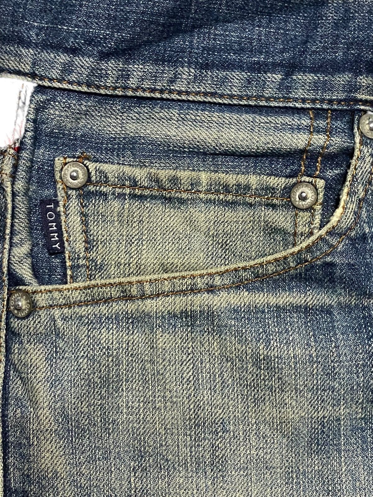 Tommy Hilfiger Vintage Tommy Hilfiger Denim Tears Distressed Loose Jeans Size US 36 / EU 52 - 9 Thumbnail