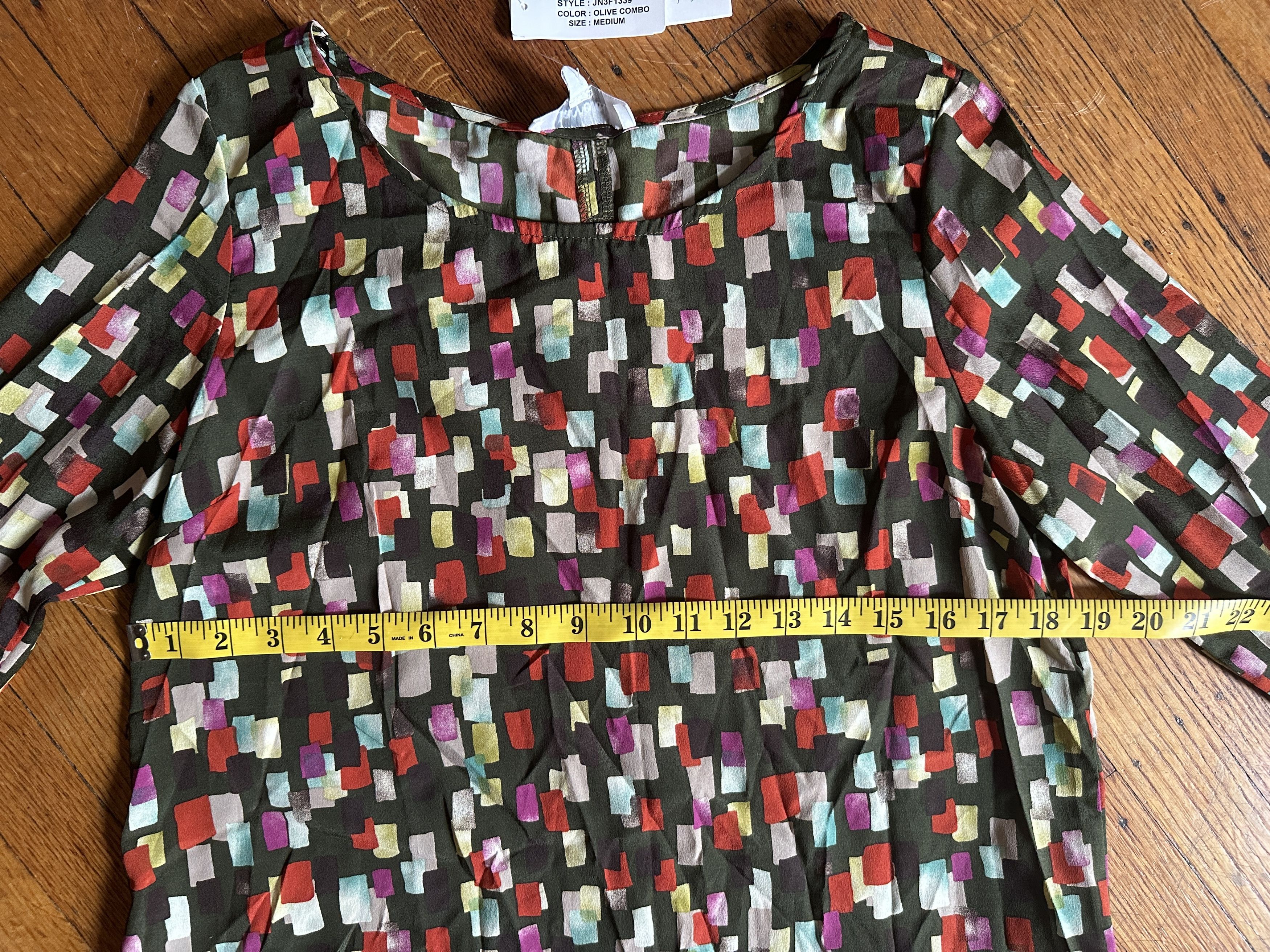 Other Jaye.e Multi-Color Long Sleeve Blouse w/ back slit sz M Size M / US 6-8 / IT 42-44 - 4 Thumbnail