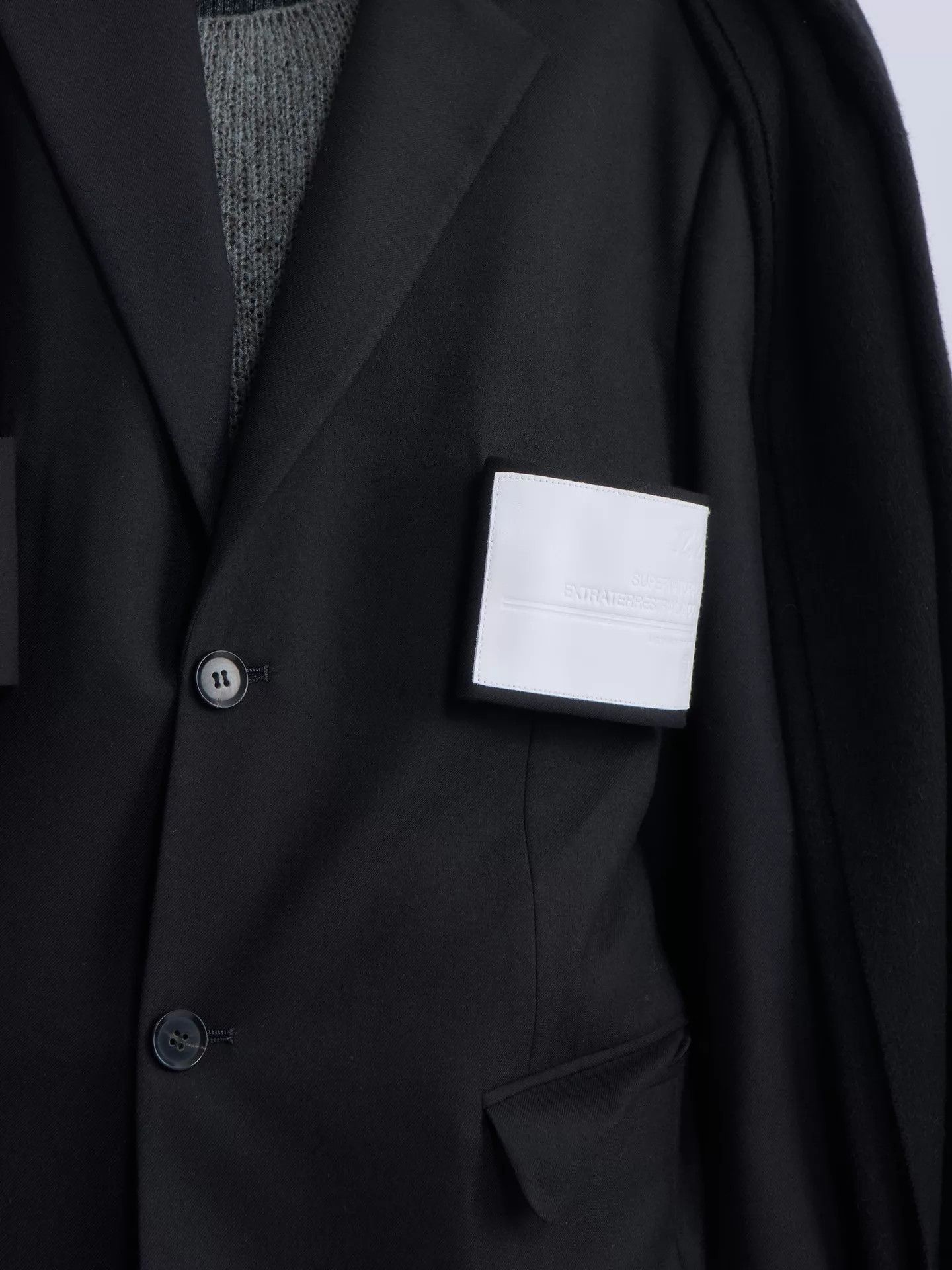 Xander Zhou Xander Zhou Men’s deconstructed detachable scarf black Size US M / EU 48-50 / 2 - 6 Thumbnail