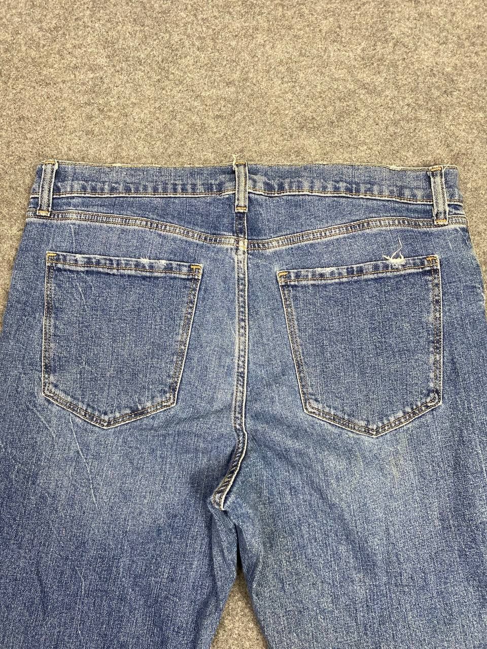 Old Navy old navy boyfriend cut mid rise distressed denim Size US 36 / EU 52 - 3 Thumbnail