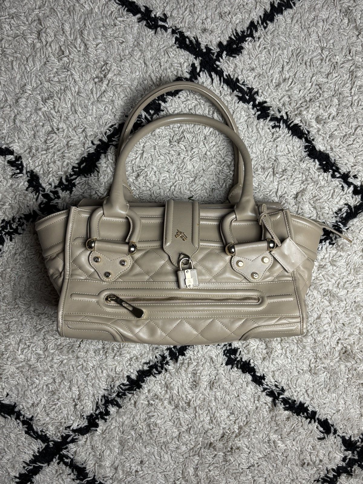 Burberry Burberry Leather Quilted Manor Bag Shoulder Vintage Luxury Size ONE SIZE - 1 Thumbnail