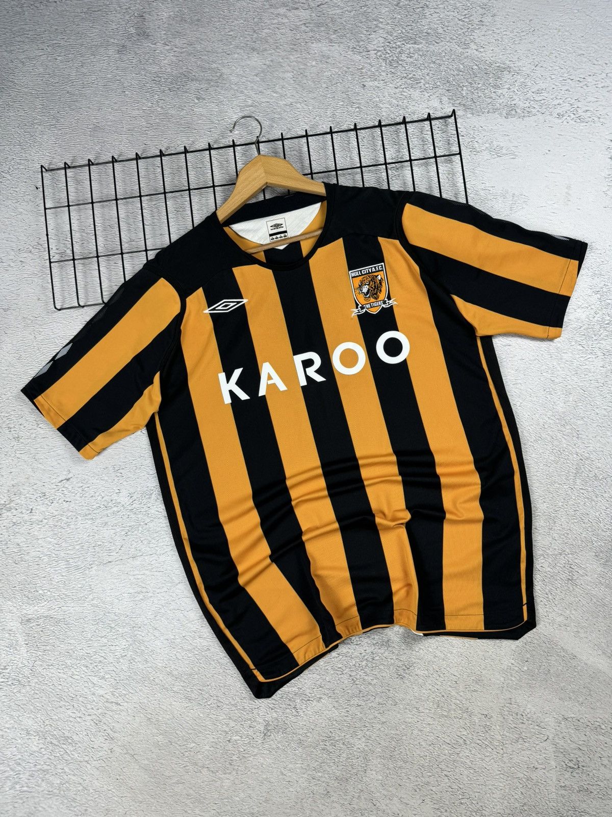 Umbro × Vintage Vintage Hull City AFC 2008/09 Umbro Jersey XL size Size US XL / EU 56 / 4 - 1 Thumbnail