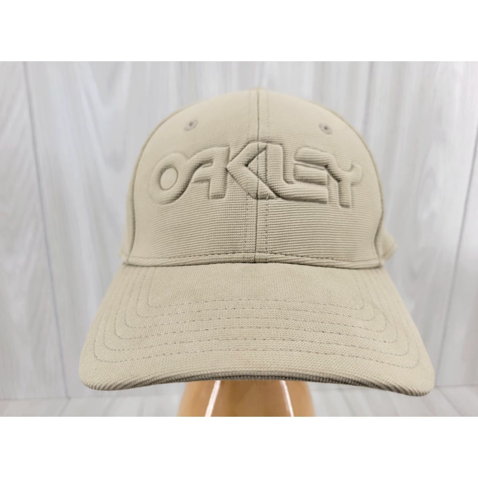 Oakley VINTAGE Oakley Hat One Size Tan Flex FIT L/XL Raised LOGO Men Baseball Cap 90s USA Outdoor Adjustable Breathable Distressed Size ONE SIZE - 4 Thumbnail