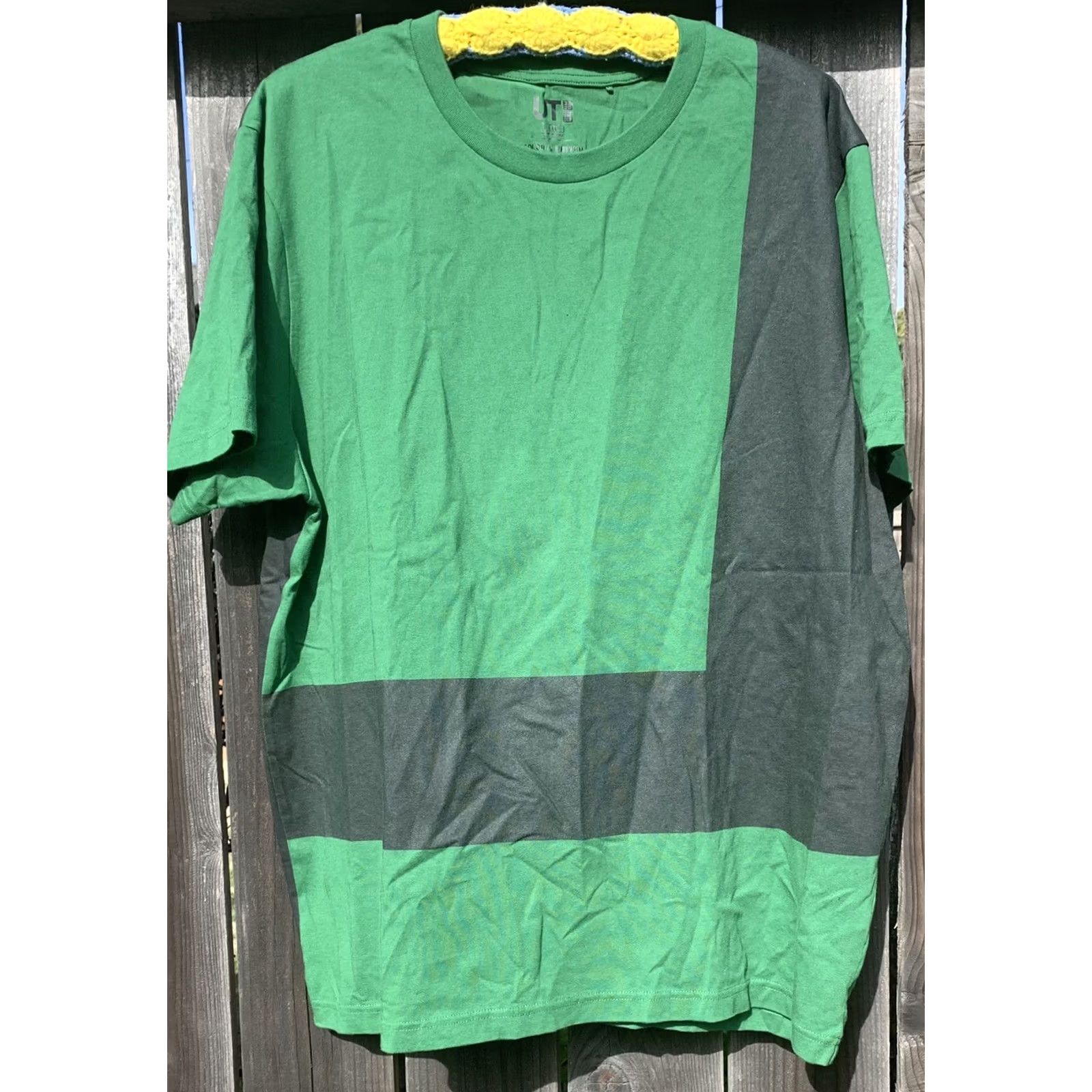 Uniqlo Uniqlo T-Shirt Geometric Color & Rythm MoMA Special Edition XXL Green Mens Crew Neck Short Sleeve Graphic Tee Size US XXL / EU 58 / 5 - 7 Thumbnail