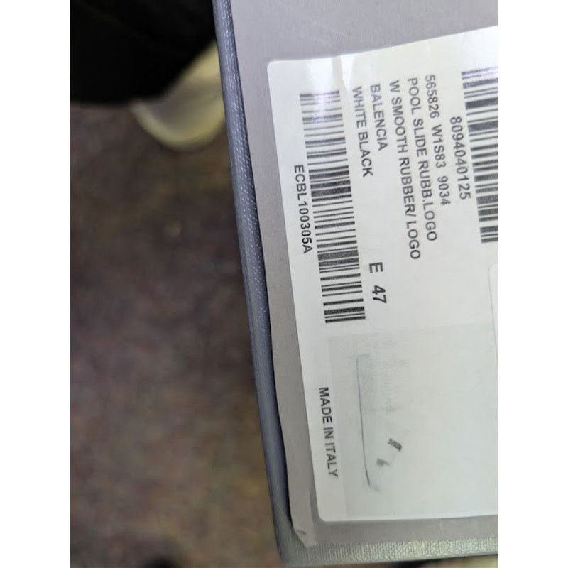 Balenciaga o1rshd1 Q:2 / Rubber Logo Pool Slide Sandals White / Black Size US 14 / EU 47 - 23 Thumbnail