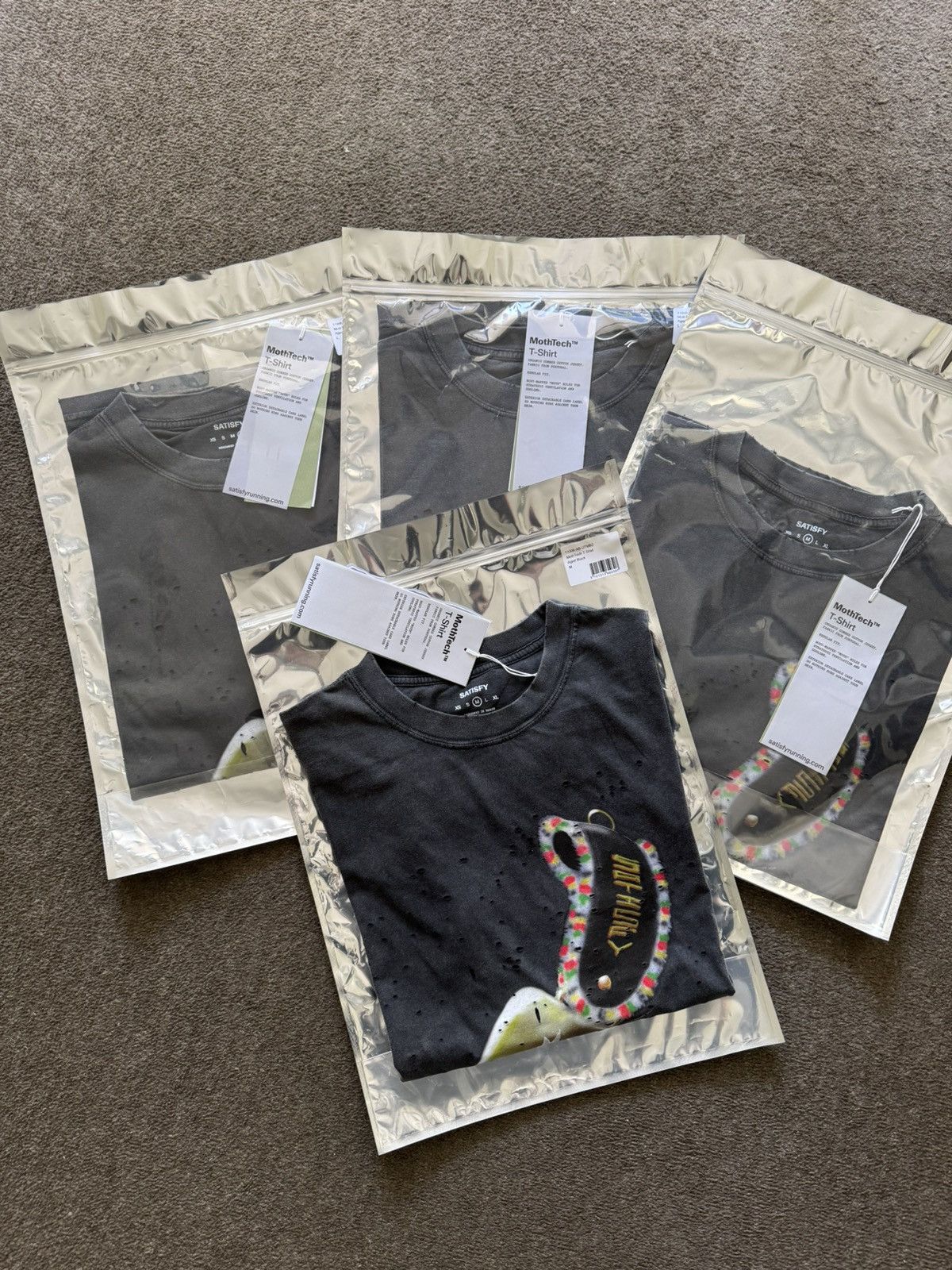 Satisfy Satisfy Running MothTech 2025 Chamonix Off-Road T-Shirt Size US M / EU 48-50 / 2 - 7 Thumbnail