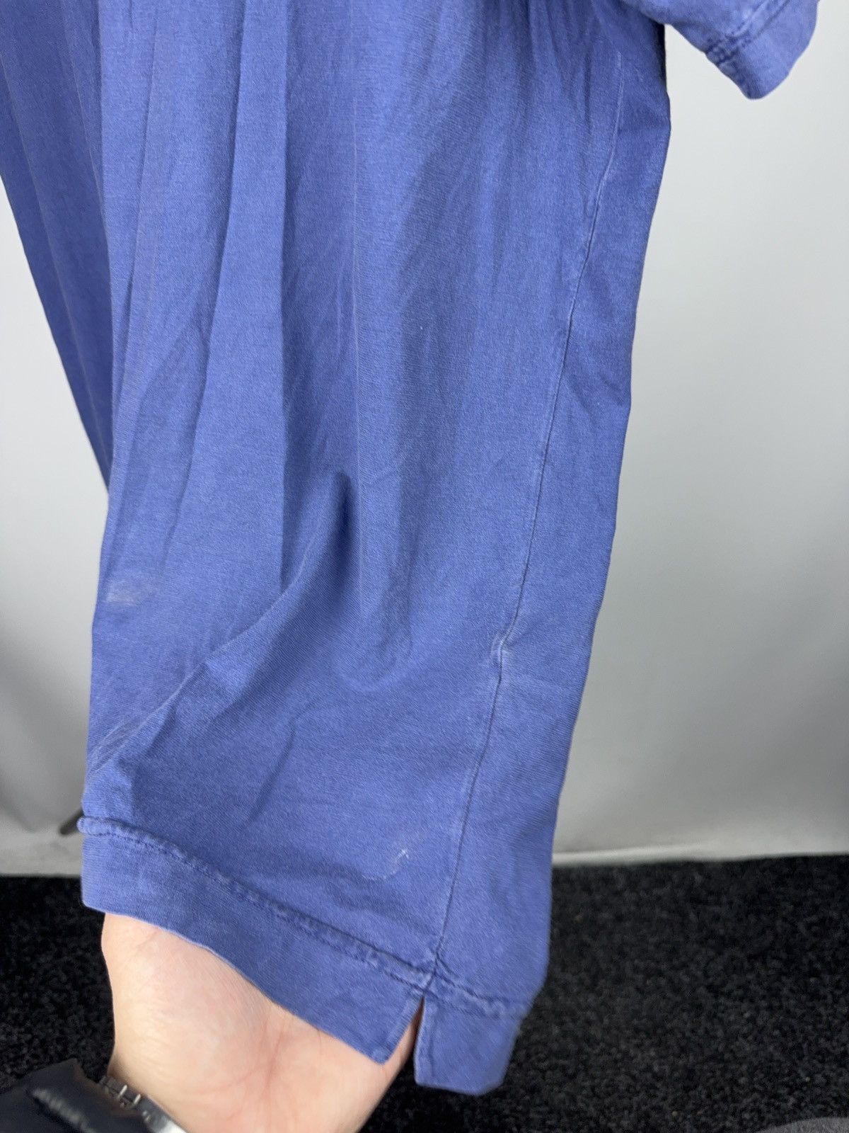 Calvin Klein 00s Vintage Calvin Klein Jeans Minimal Logo Blue T-Shirt L Size US L / EU 52-54 / 3 - 9 Thumbnail