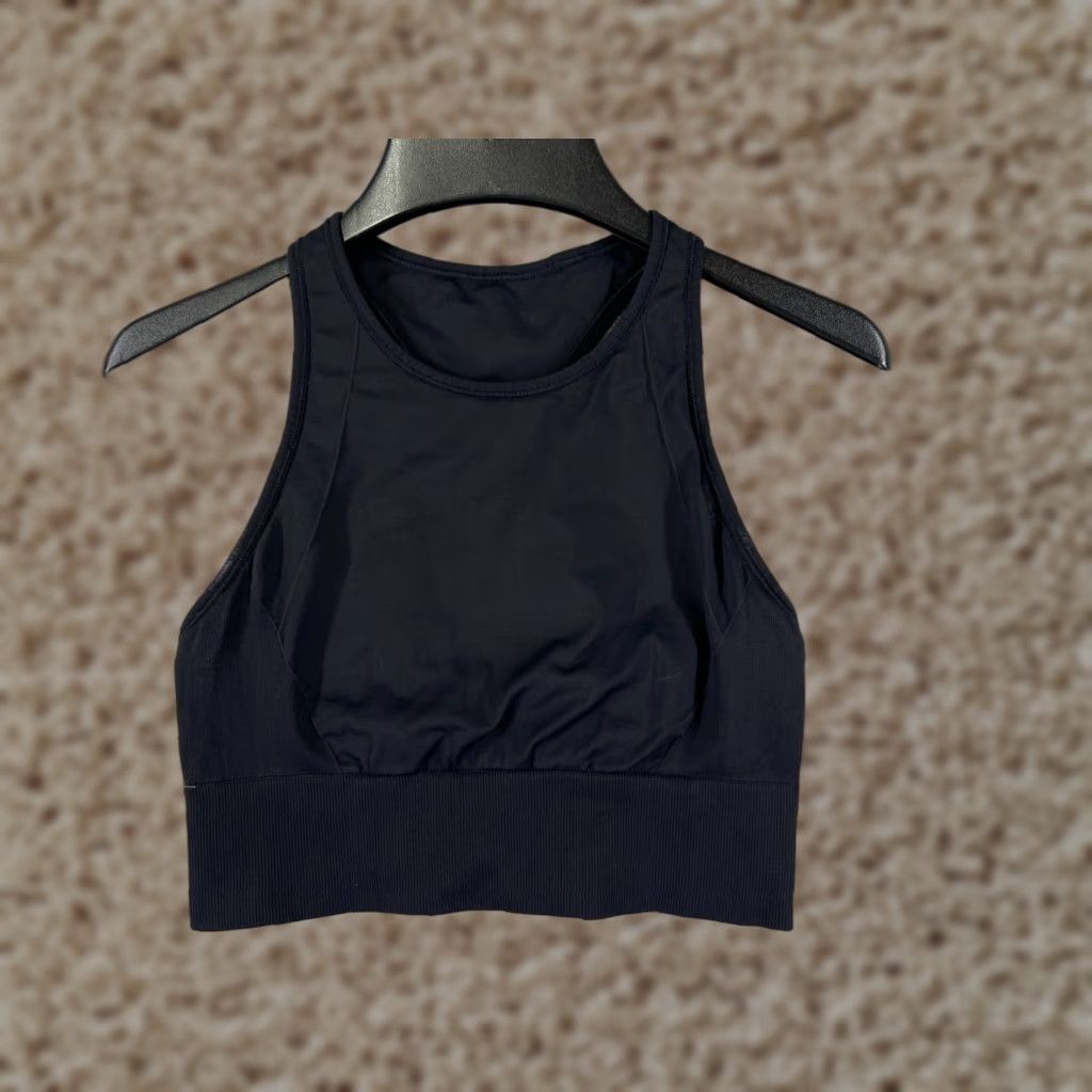Lululemon Lululemon Shirt Women 6 Black Tank Ebb to Train Bra Medium Support C D High Neck Size M / US 6-8 / IT 42-44 - 1 Thumbnail