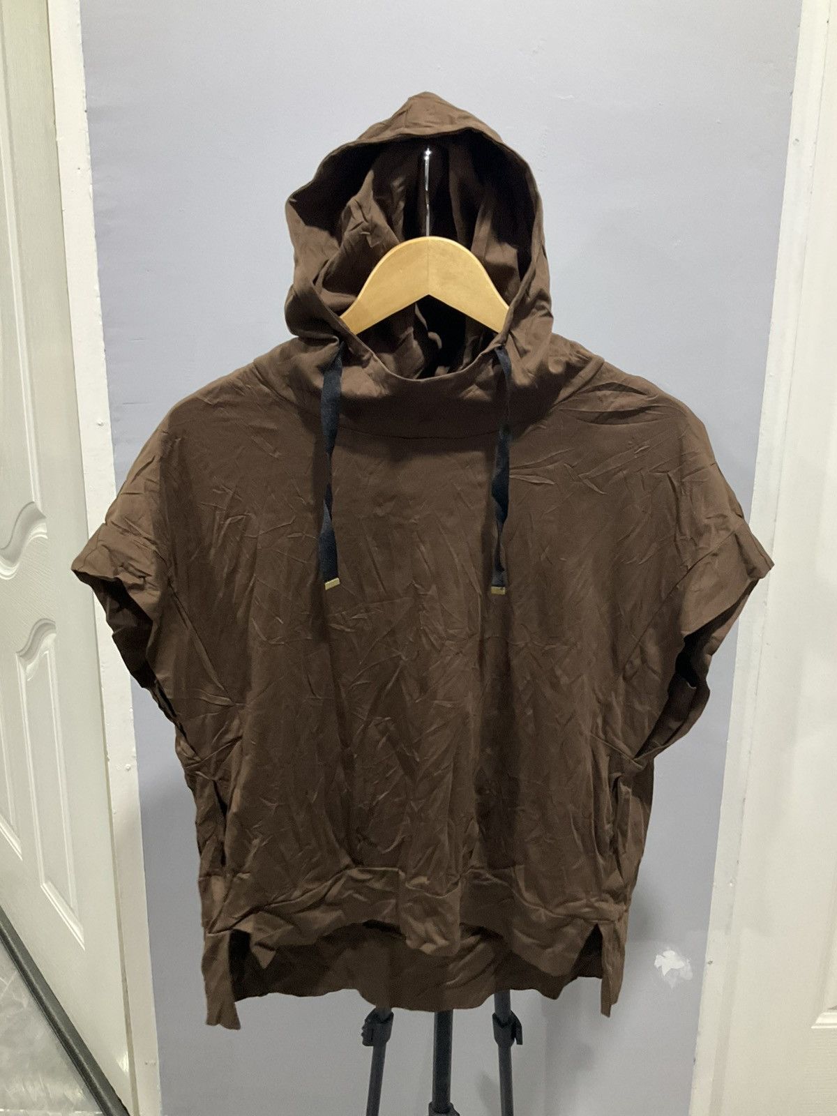 Designer Hoodie Plain Singlet with double pocket Size M / US 6-8 / IT 42-44 - 1 Thumbnail