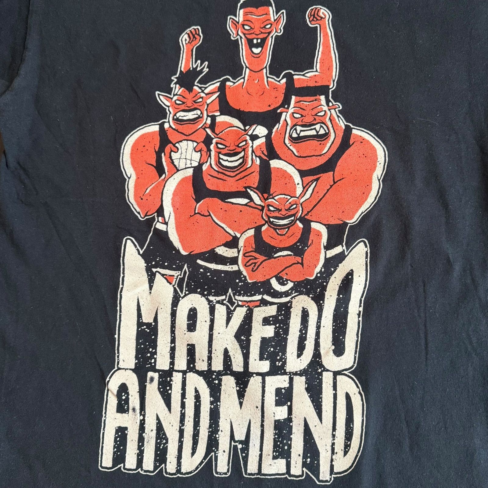 Band Tees Make Do And Mend Band Hit Em High Hit Em Low T-Shirt Size M Size US M / EU 48-50 / 2 - 2 Thumbnail