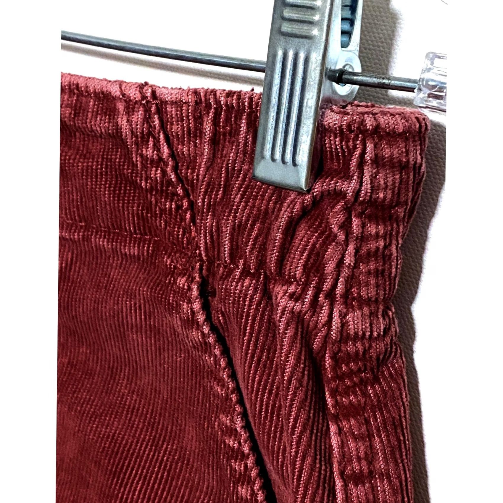 American Eagle Outfitters VINTAGE American Eagle Corduroy Utility A Line Mini Skirt 0R Super Stretch Preppy Y2K Womens Skirt Red Light Jackets not allowed Size 25" / US 0 / IT 36 - 4 Thumbnail
