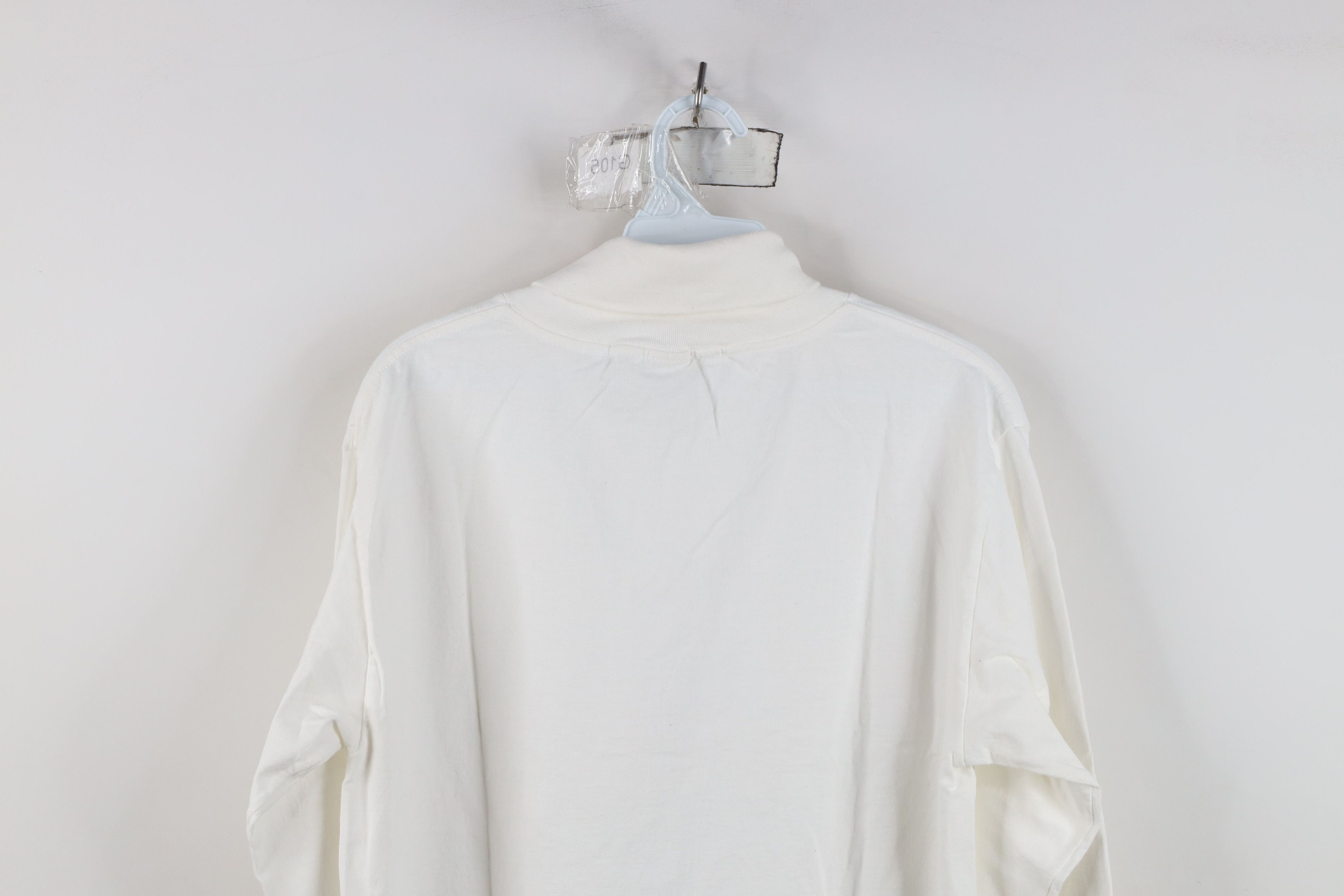 Vintage Vintage 90s University of Michigan Turtleneck T-Shirt White Size US L / EU 52-54 / 3 - 11 Thumbnail