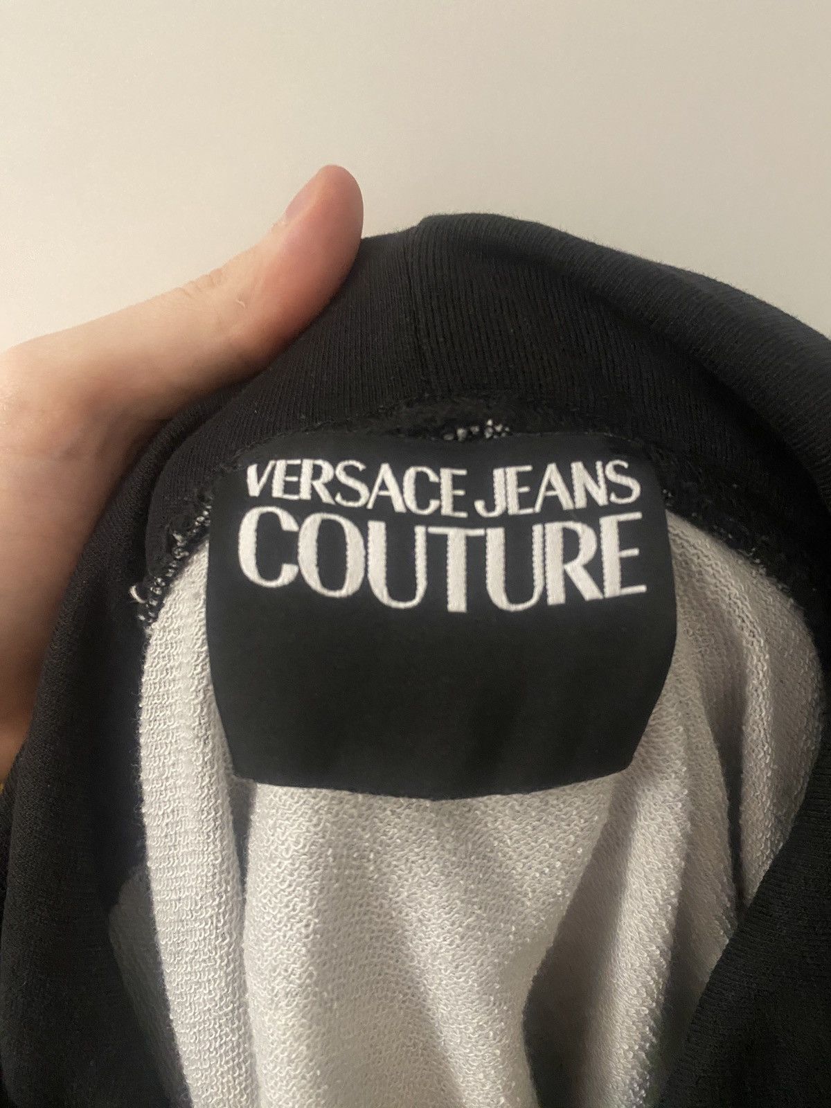 Versace Jeans Couture Versace jeans couture baroque cropped hoodie Size S / US 4 / IT 40 - 2 Thumbnail