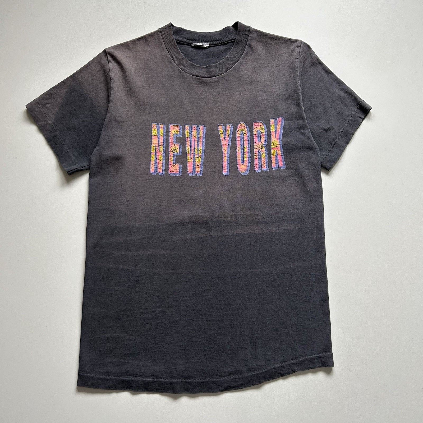 Vintage Vintage 90s New York T Shirt Small Faded Black Single Stitch Size US S / EU 44-46 / 1 - 1 Thumbnail
