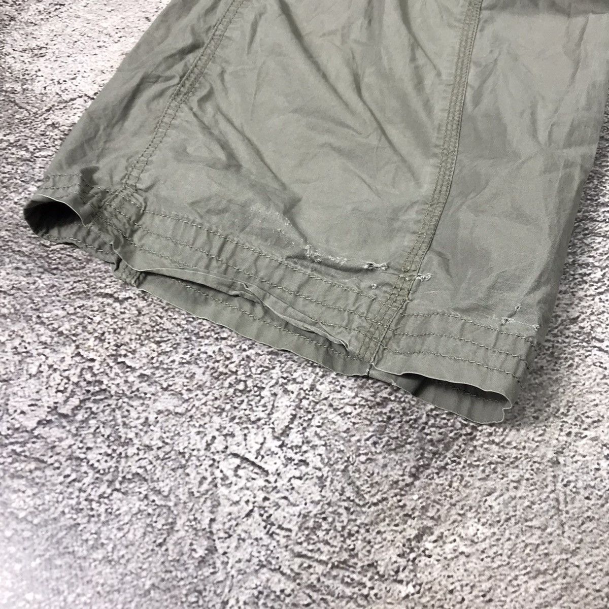 Vintage Vintage 90s Baggy Cargo Pants Parachute Streetwear Grunge 30 Size 30" / US 8 / IT 44 - 8 Thumbnail