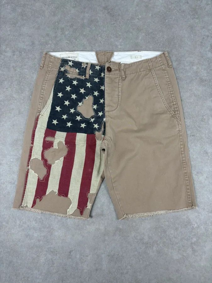 Polo Ralph Lauren 2010s Ralph Lauren Beige American Flag Distressed Shorts Size US 32 / EU 48 - 1 Thumbnail