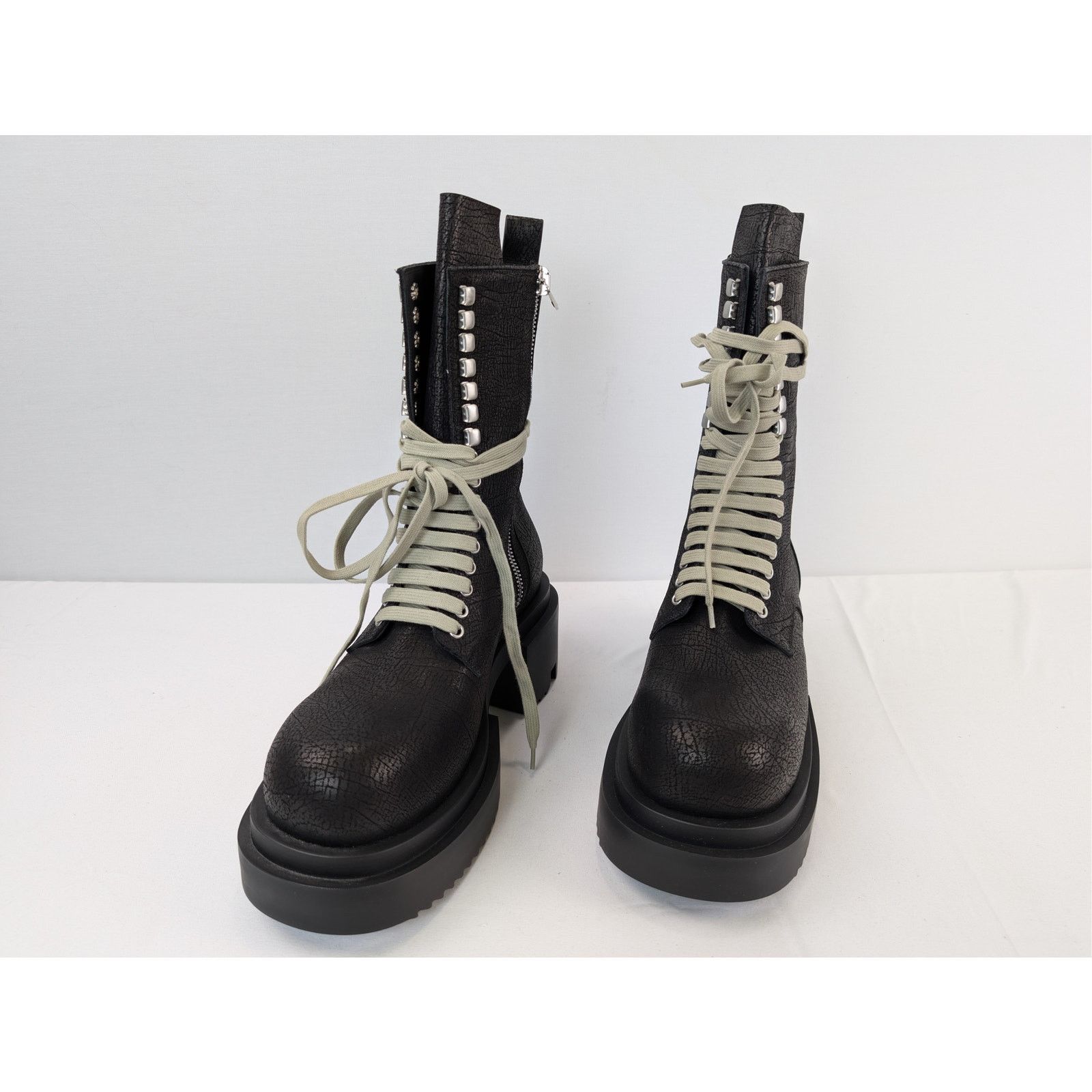 Rick Owens o1rshd1 Lace-up Bogun leather boot with a platform sole Size US 11 / EU 44 - 9 Thumbnail