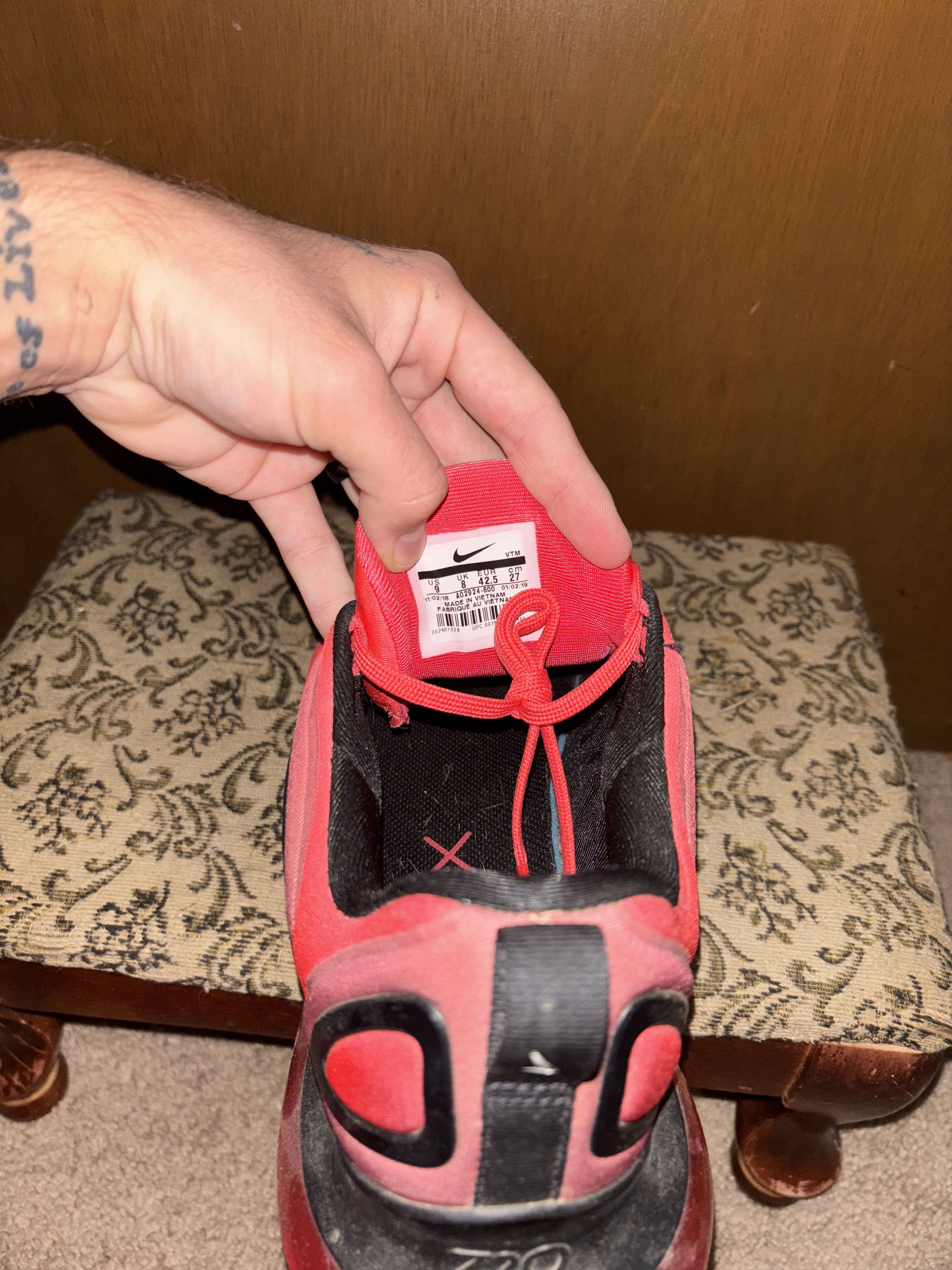 Nike Airmax 720 Red Black
