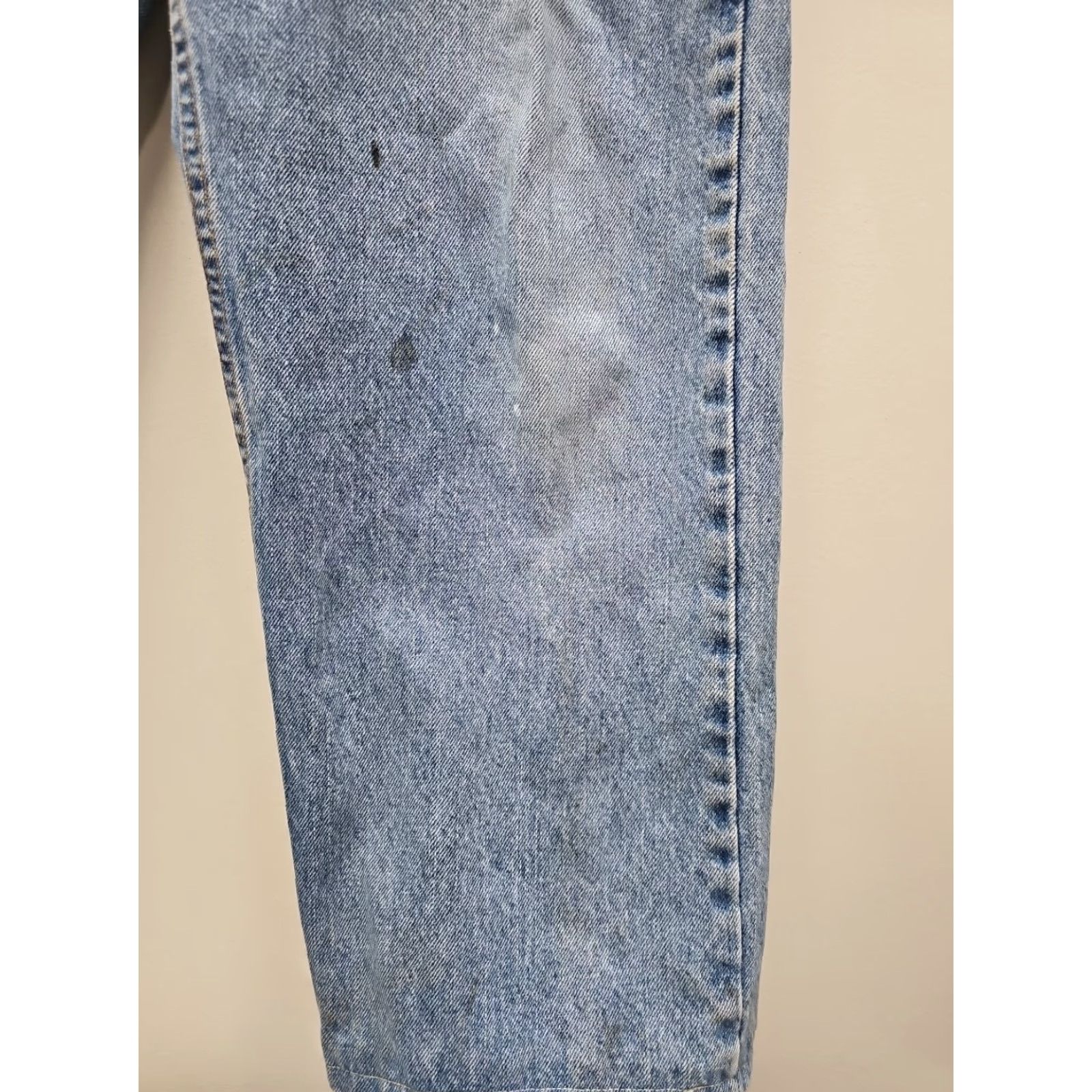 Levi's VINTAGE Levi's 550 Jeans 34x28 Mens Blue Denim Tapered Relaxed Fit Light Wash Jeans Size US 34 / EU 50 - 2 Thumbnail