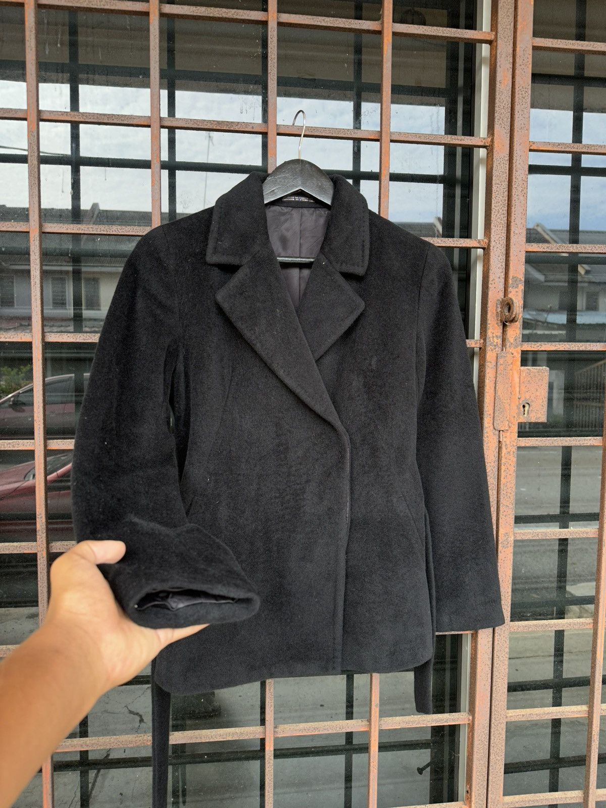 Issey Miyake Ined Double Collar Wool Cropped Jacket Size US S / EU 44-46 / 1 - 2 Thumbnail