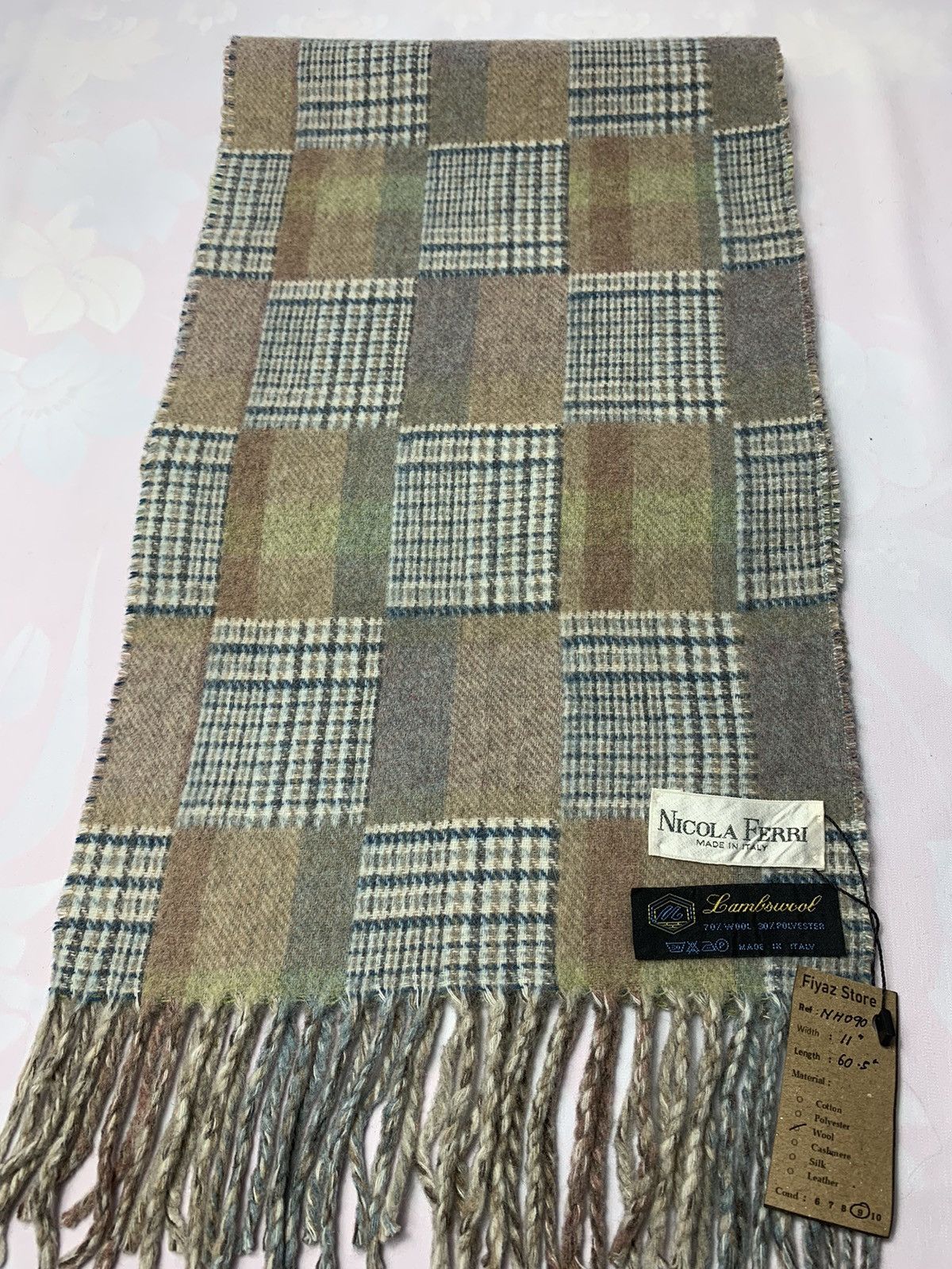 Vintage Nicola Ferri Scarf / Muffler / Neckwear Size ONE SIZE - 3 Thumbnail