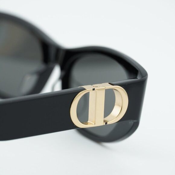 Dior Dior 30MONTAIGNE S9U 10A0 Sunglasses Black Oval Frame Size ONE SIZE - 11 Thumbnail