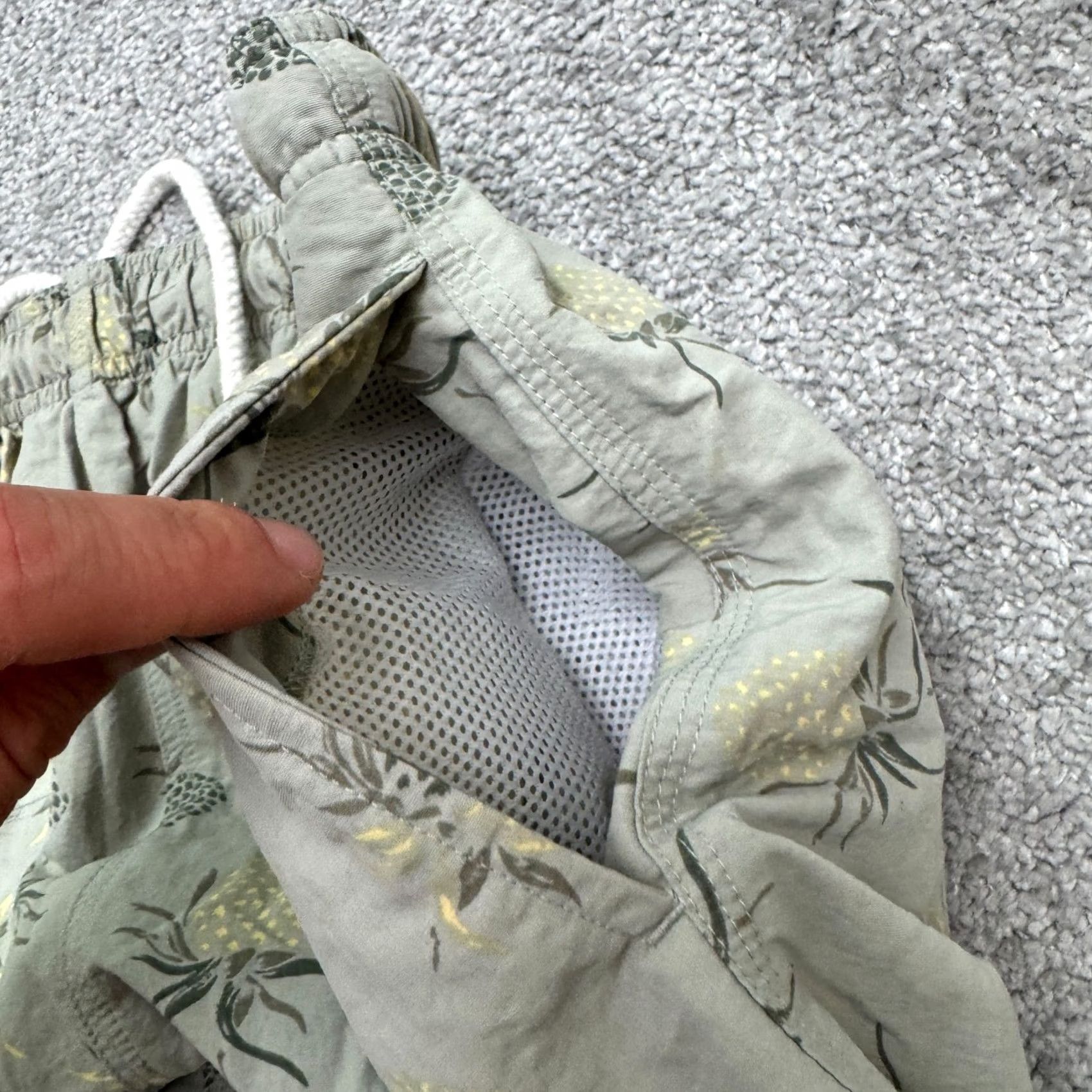 Tommy Bahama Tommy Bahama Swim Trunks Board Shorts Mens Medium Gray Y2K Pineapple Vintage Size US 31 - 6 Thumbnail