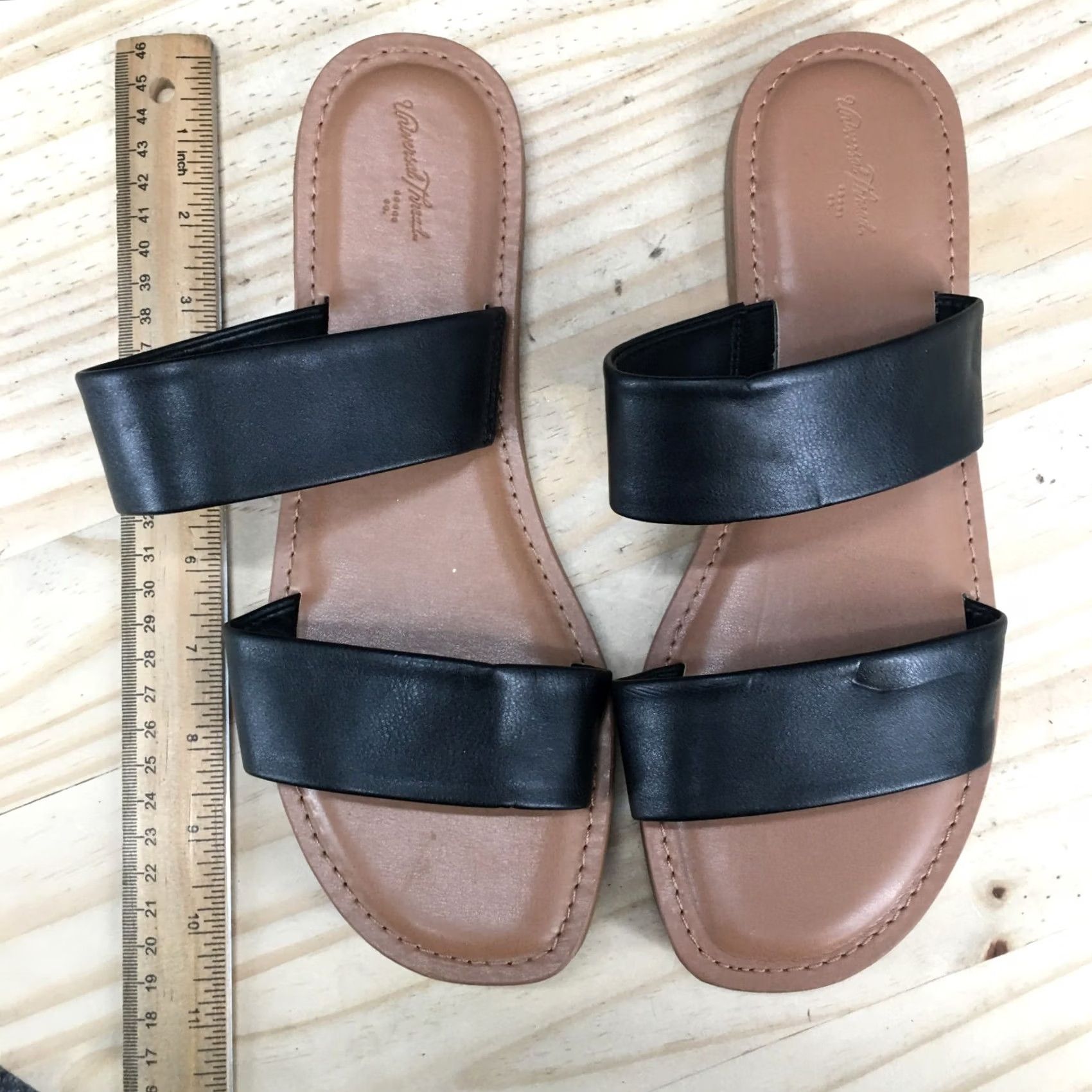 Vintage Universal Thread Sandals Womens 9 Slide Black Faux Leather Slip On Double Strap Size US 9 / IT 39 - 5 Thumbnail