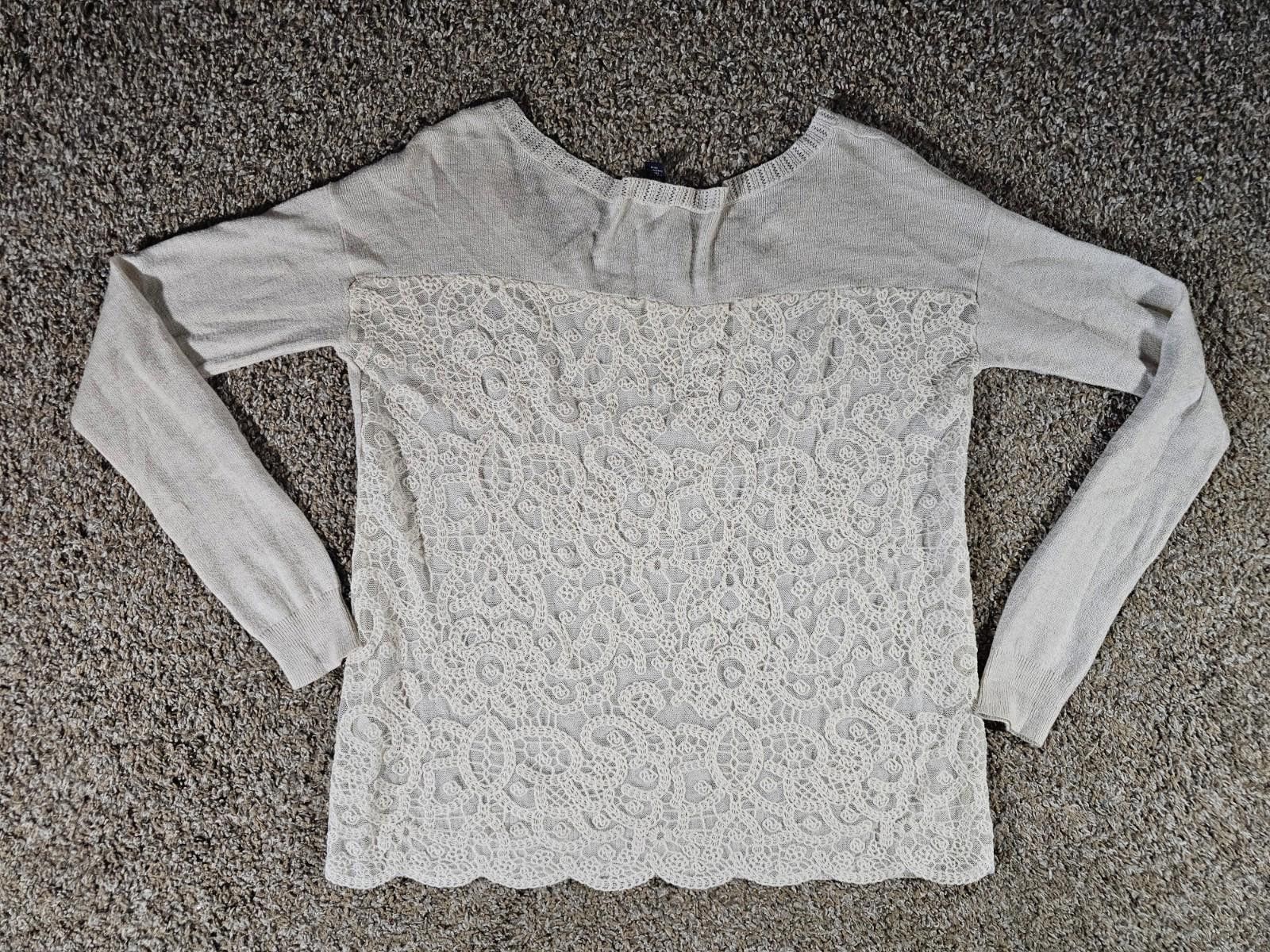 American Eagle Outfitters American Eagle Doiley XS Beige LS shirt Size XS / US 0-2 / IT 36-38 - 5 Thumbnail