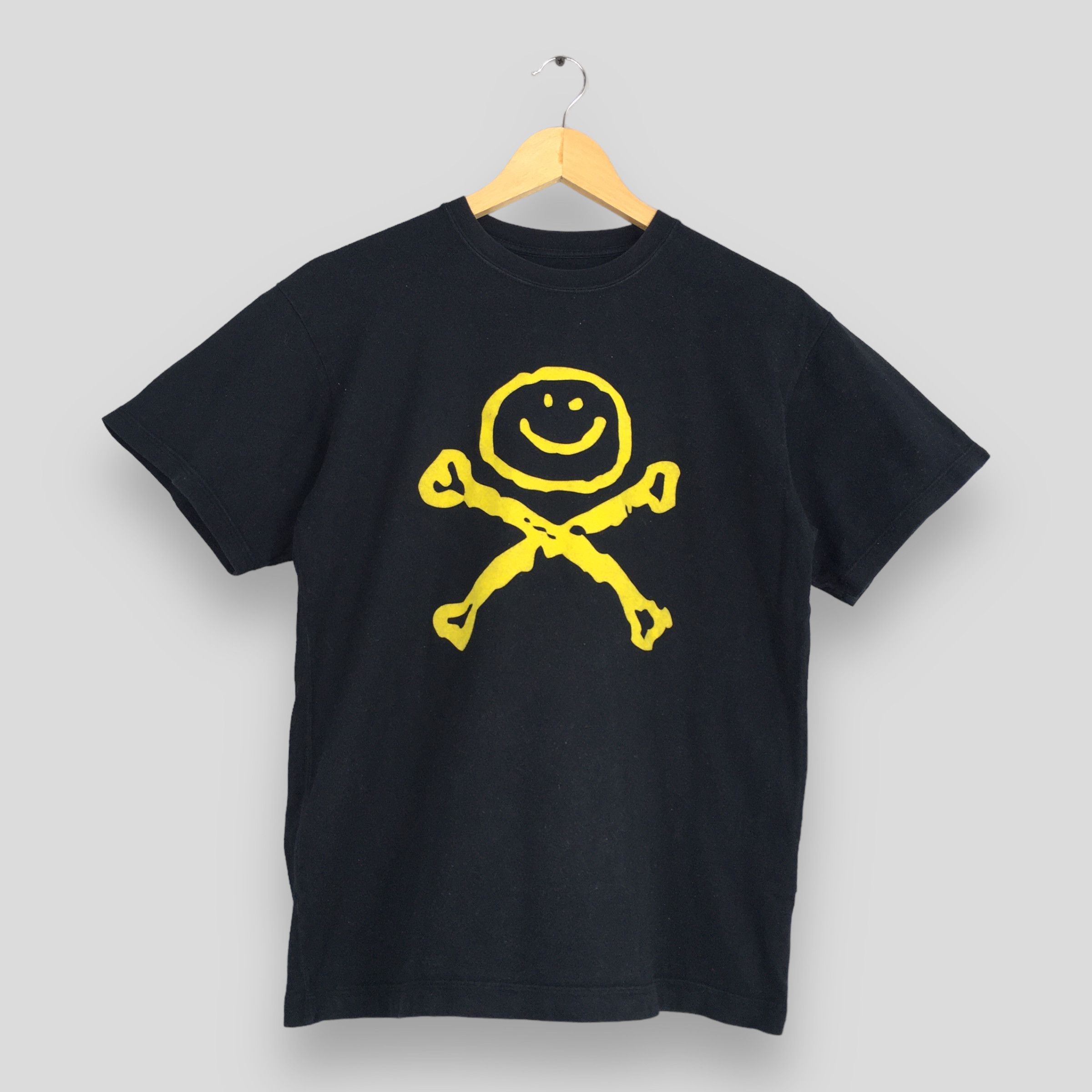Jun Takahashi Undercover Smiley Bones Japan Black T shirt Medium Size US M / EU 48-50 / 2 - 1 Thumbnail