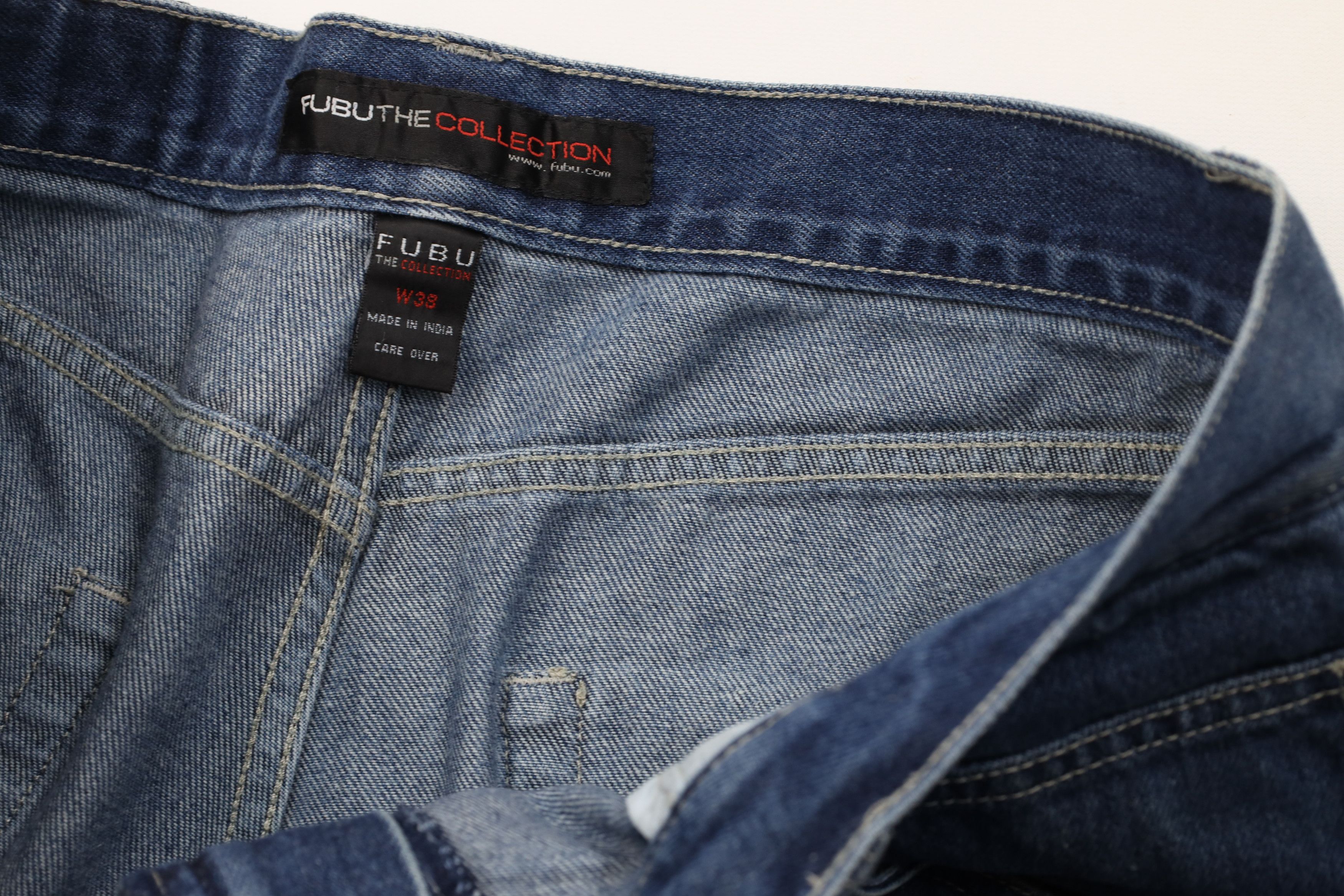 Fubu Vintage 90s Y2K FUBU Spell Out Baggy Denim Cargo Shorts Blue Size US 38 / EU 54 - 9 Thumbnail
