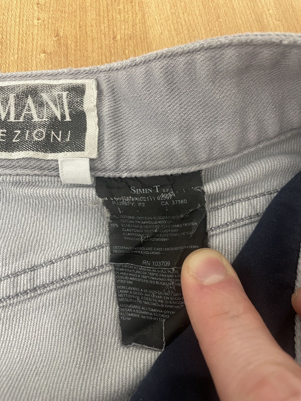 Armani Collezioni Armani Collezioni J99 jeans Size US 28 / EU 44 - 5 Thumbnail