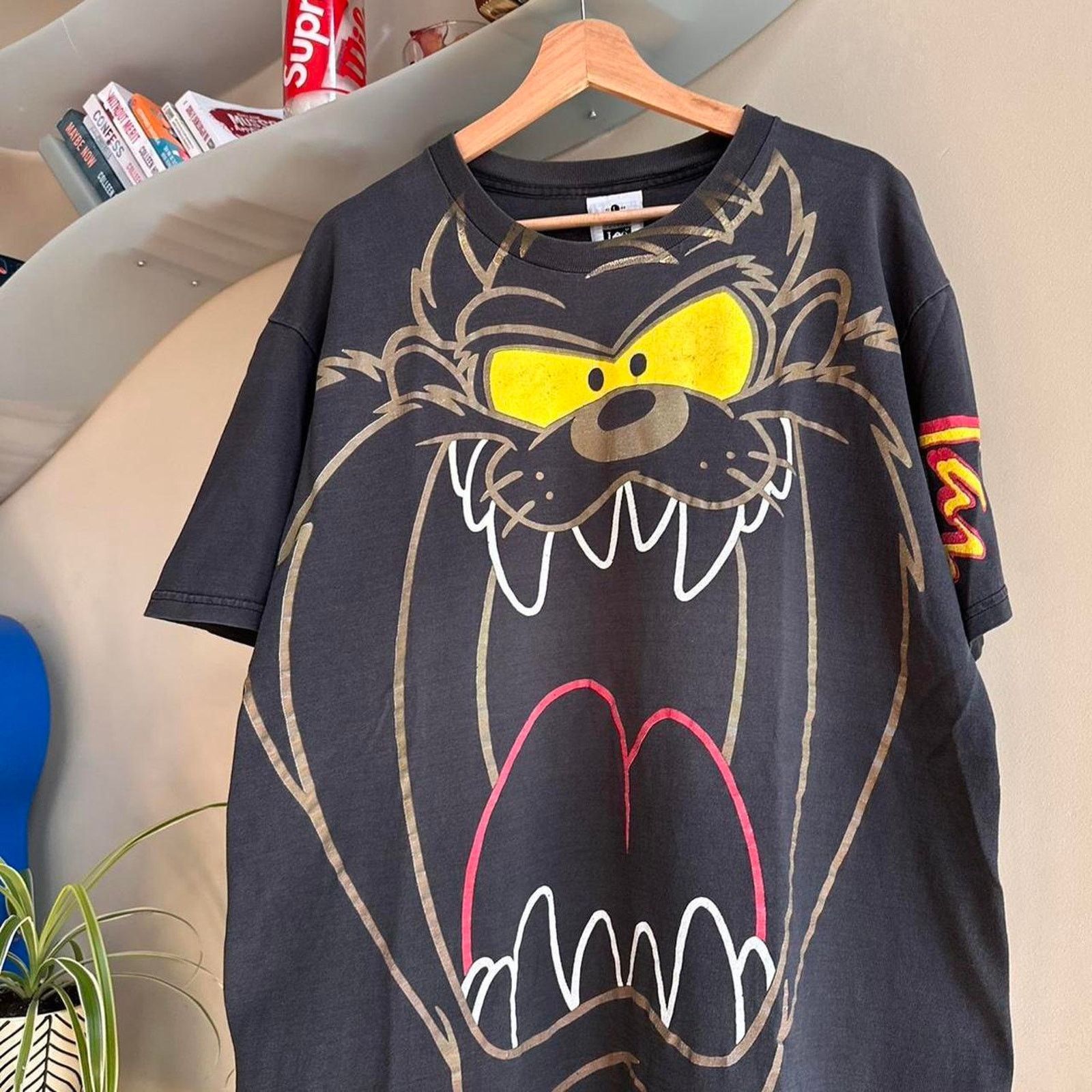 Disney × Vintage Vintage 1992 Taz Looney Tunes AOP Shirt Size US L / EU 52-54 / 3 - 2 Thumbnail
