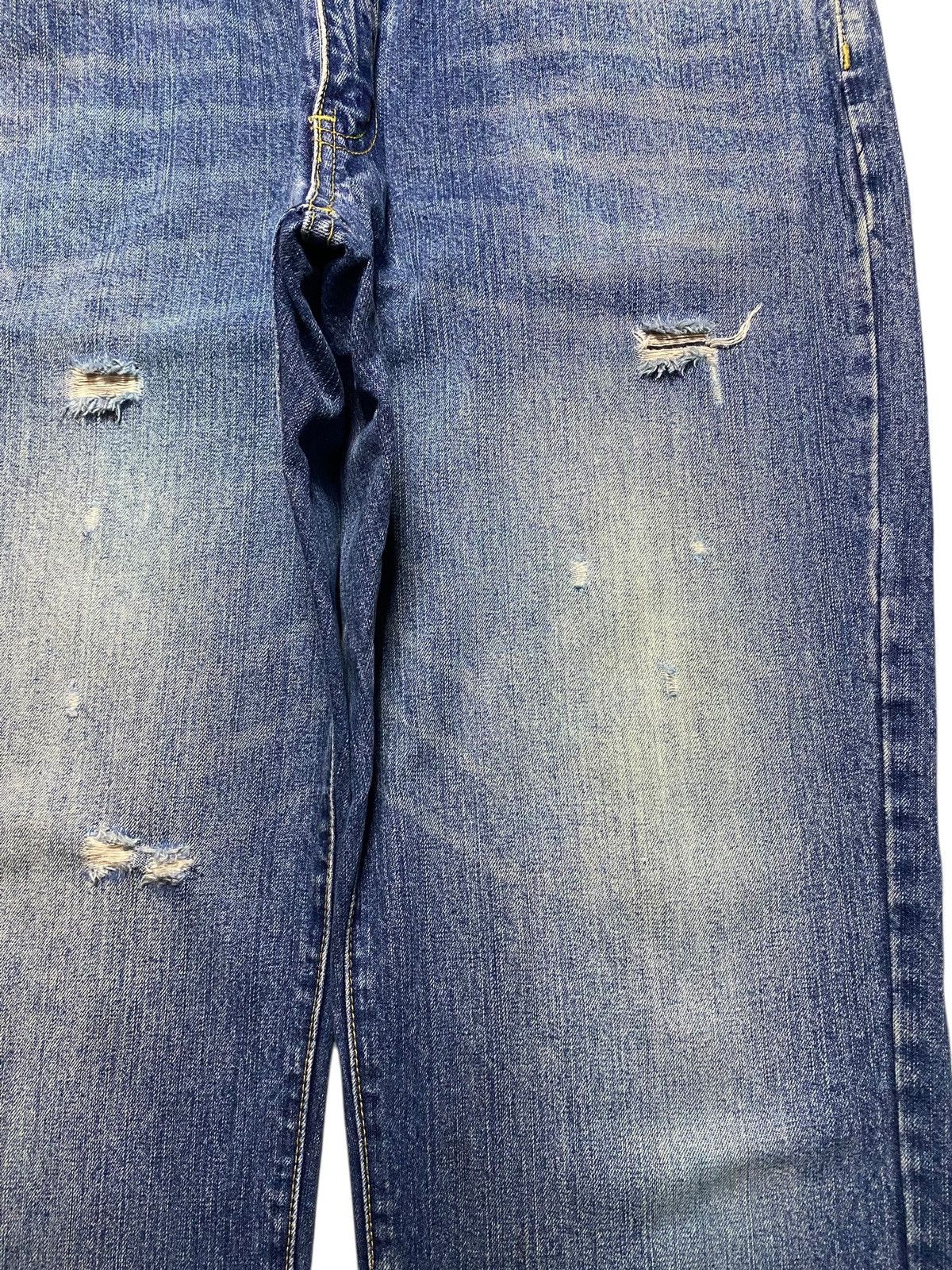 Japanese Brand Vintage Japanese Brand Amore Puro Blue Wash Distressed Jeans Size US 32 / EU 48 - 10 Thumbnail