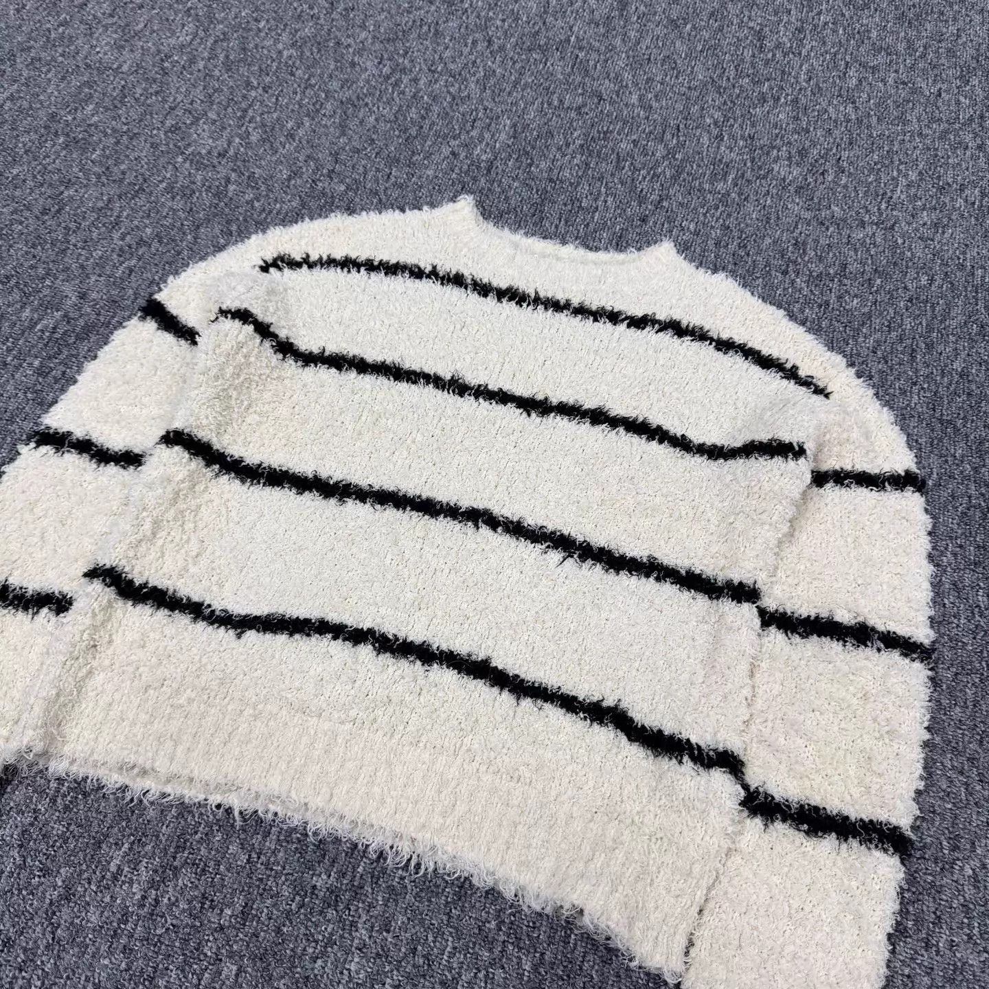 Brunello Cucinelli Brunello Cucinelli BC knit crewneck sweater stripe XS 99 new Size XS / US 0-2 / IT 36-38 - 4 Thumbnail