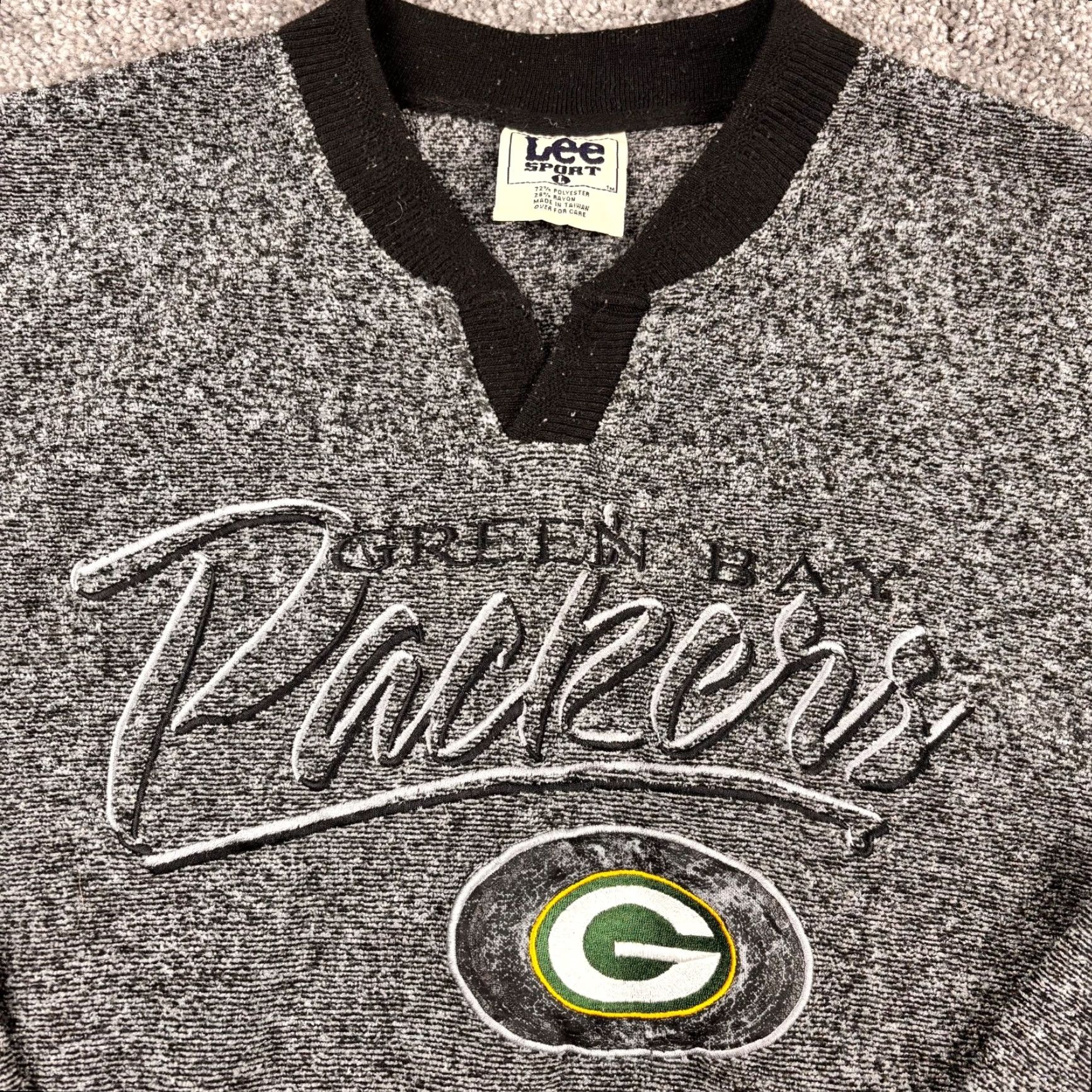 Lee VINTAGE Lee Sweatshirt Green Bay Packers NFL Crew Neck Pullover Mens L Gray Heather Knit Cotton Blend Logo Sports USA 90s Regular Short Description Size US L / EU 52-54 / 3 - 2 Thumbnail