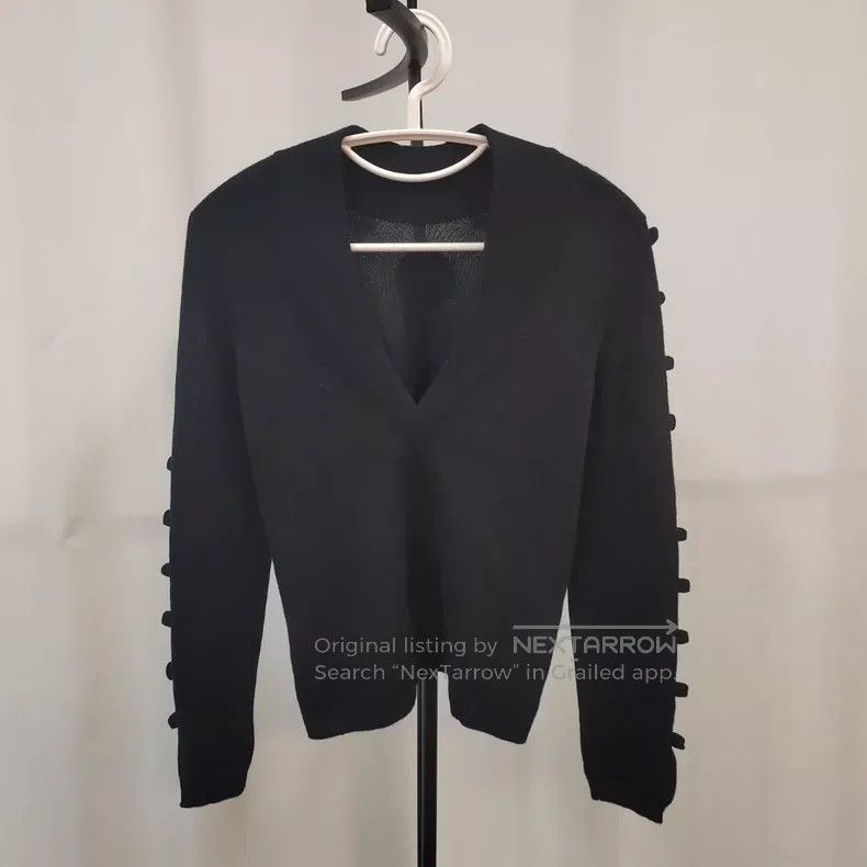 Chanel Chanel 17a black long-sleeved sweatshirt Size XXS / US 00 / IT 34 - 1 Thumbnail