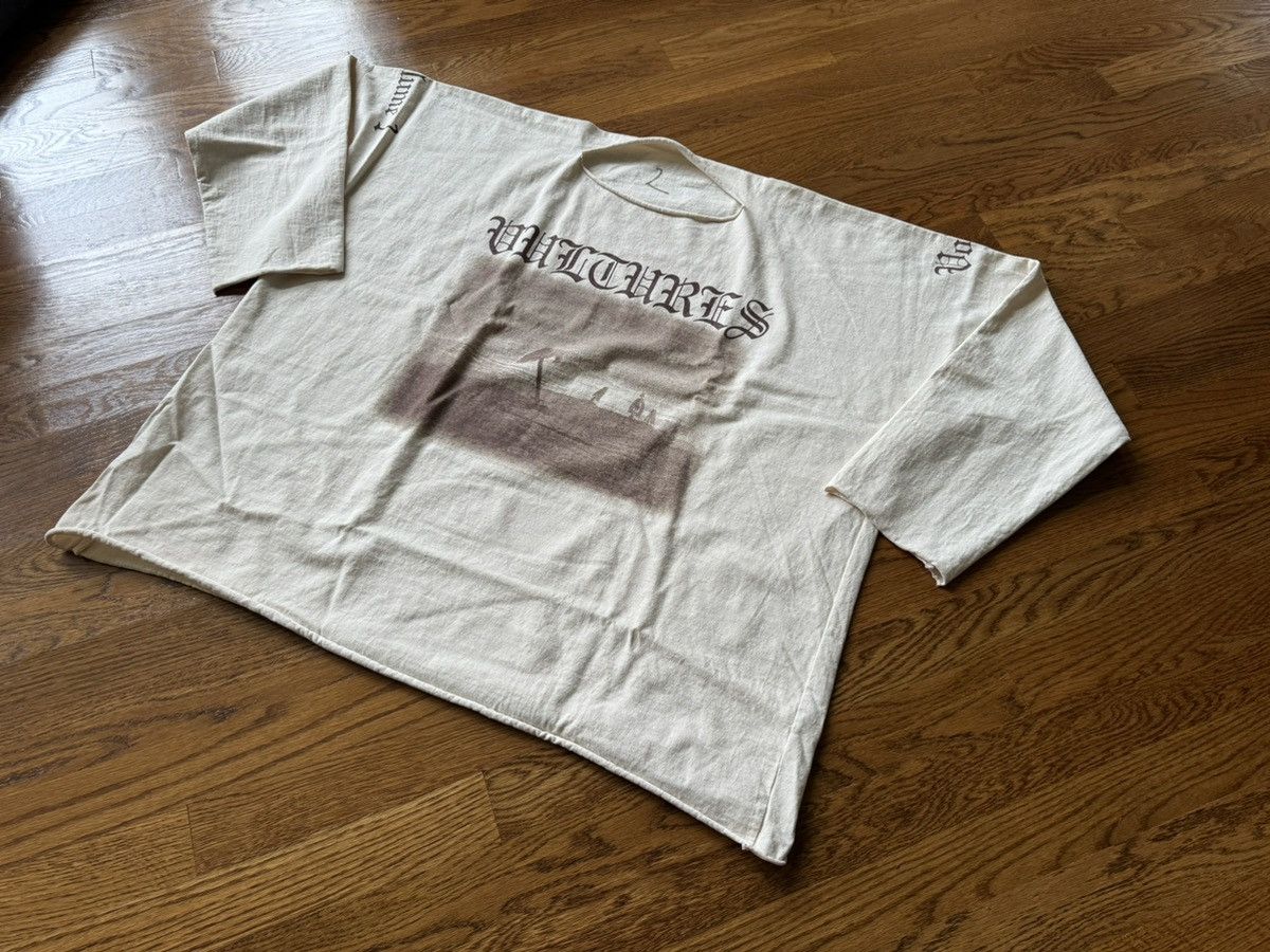 Kanye West × Yeezy Size 2 Yeezy Vultures Long T White Tee Shirt Yzy Kanye West Size US M / EU 48-50 / 2 - 2 Thumbnail
