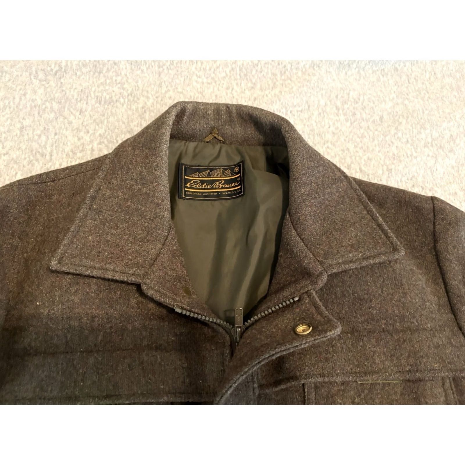 Eddie Bauer VINTAGE Eddie Bauer Wool Bomber Jacket Coat Green Full Zip Button Mens L Regular Size Size US L / EU 52-54 / 3 - 5 Thumbnail
