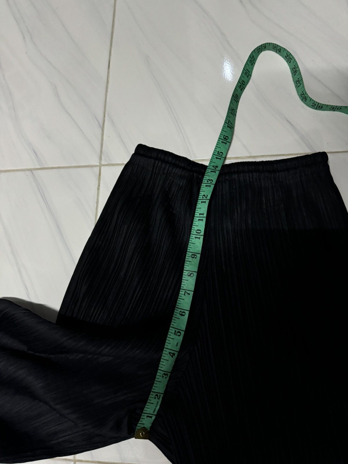 Designer × Pleats Please Issey Miyake Pleats please issey miyake pants Size 28" / US 6 / IT 42 - 10 Thumbnail