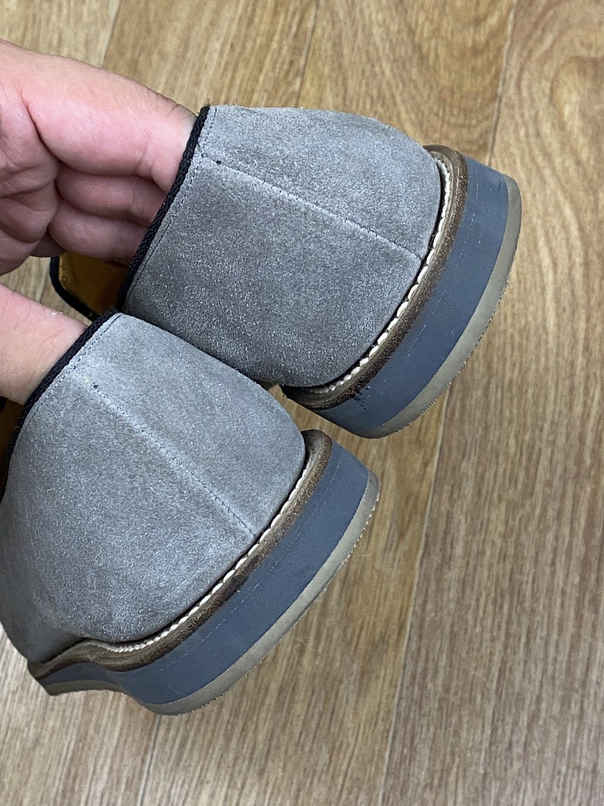 Church's Church’s Grey Suede Embroidered Crown Logo Slipper Shoes 42 Size US 9 / EU 42 - 12 Thumbnail