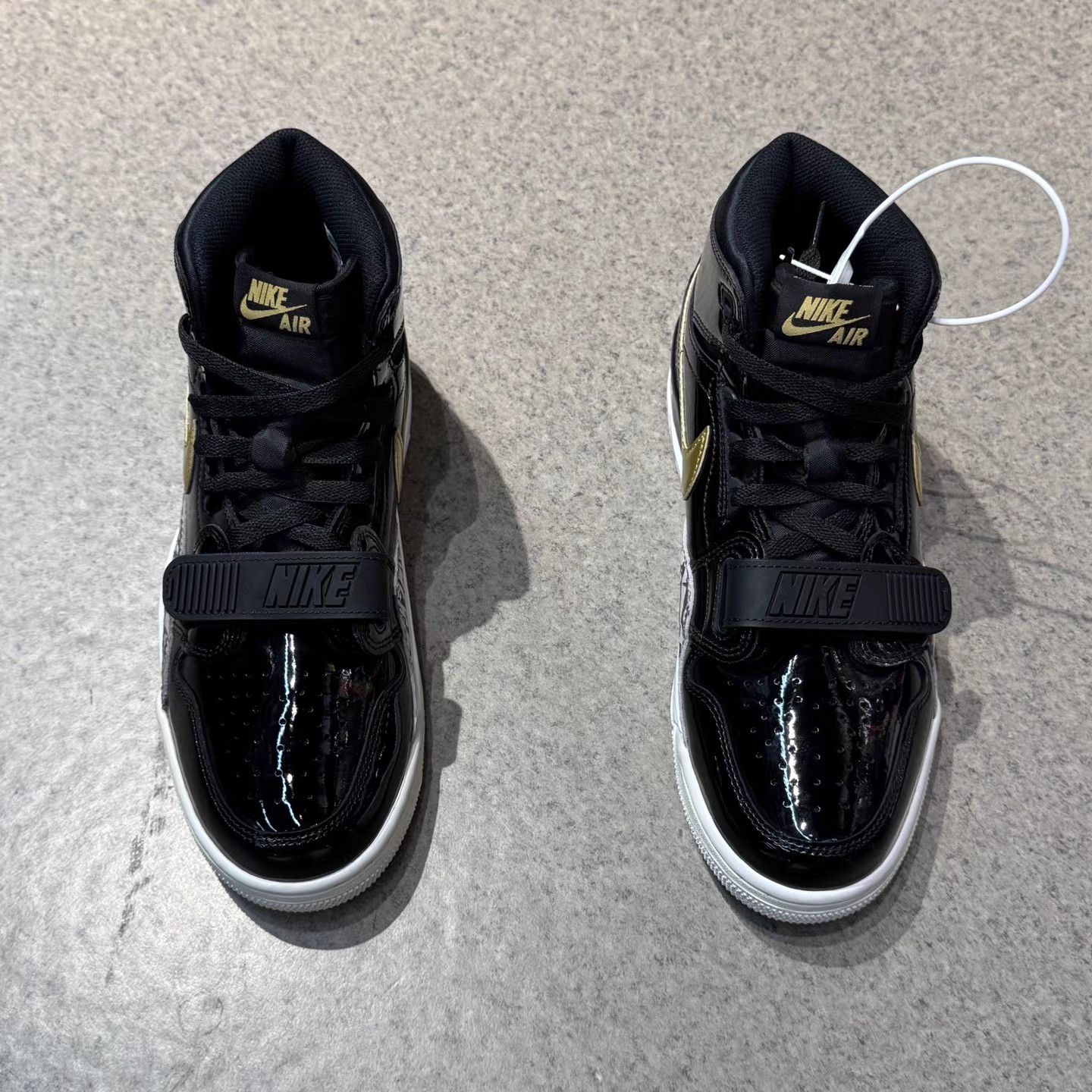 Jordan Brand Air Jordan 1 Legacy 312 Basketball Shoes K15 Size US 9.5 / EU 42-43 - 5 Thumbnail