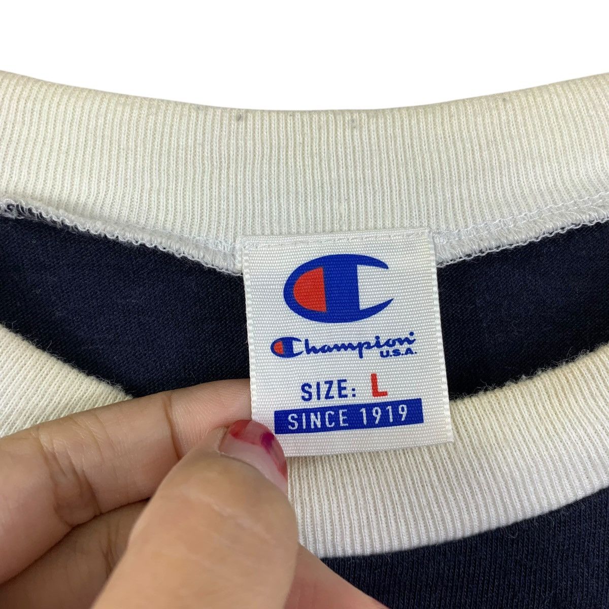 Champion Champion USA Raglan Tee Shirt Navy White Vintage Athletic Size US L / EU 52-54 / 3 - 3 Thumbnail