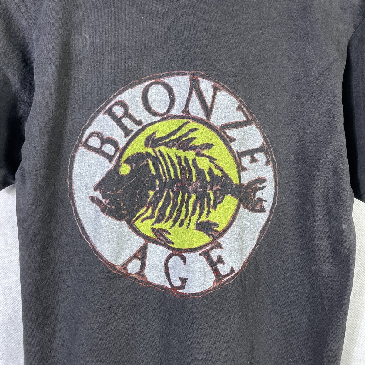Vintage Rare! Vintage 90s Bronze Age Fishbone Surf Skate Tee Size US S / EU 44-46 / 1 - 4 Thumbnail