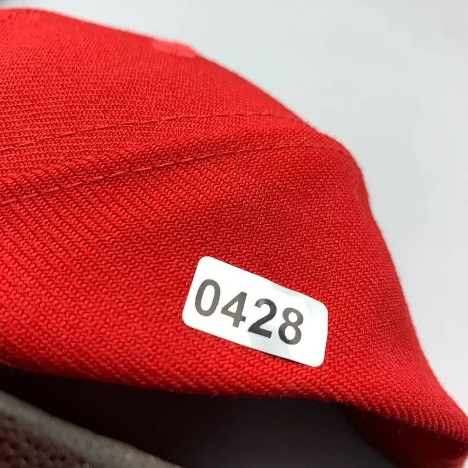 New Era Philadelphia Phillies Hat Men 7 1/2 59Fifty New Era Fitted Size ONE SIZE - 8 Thumbnail