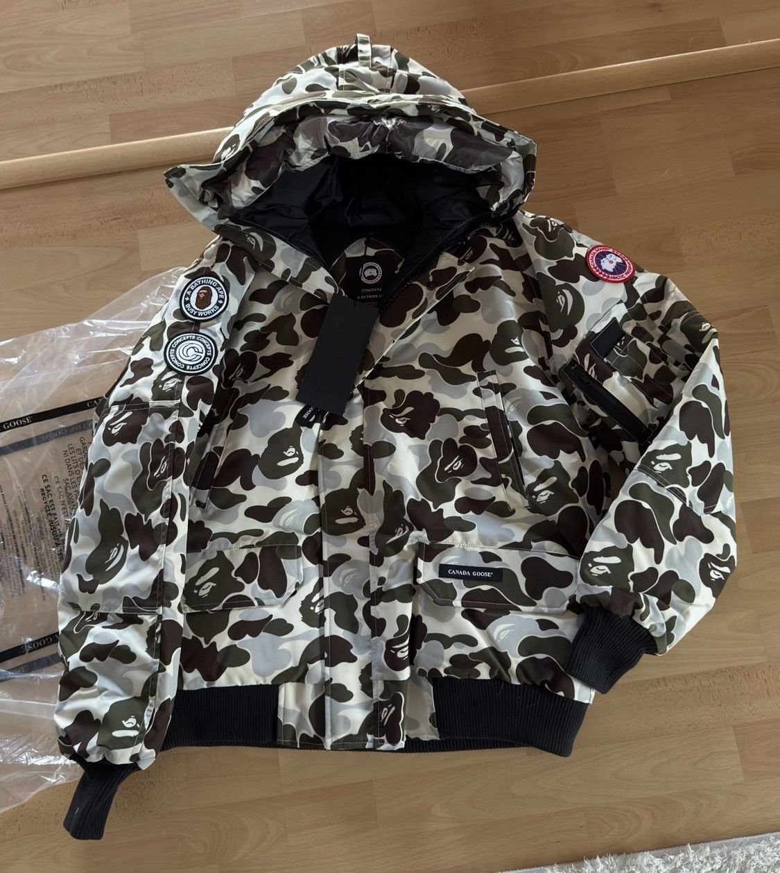 Bape × CNCPTS × Canada Goose Canada Goose x Bape x Concepts Chilliwack Snow Camo Large Size US L / EU 52-54 / 3 - 2 Thumbnail